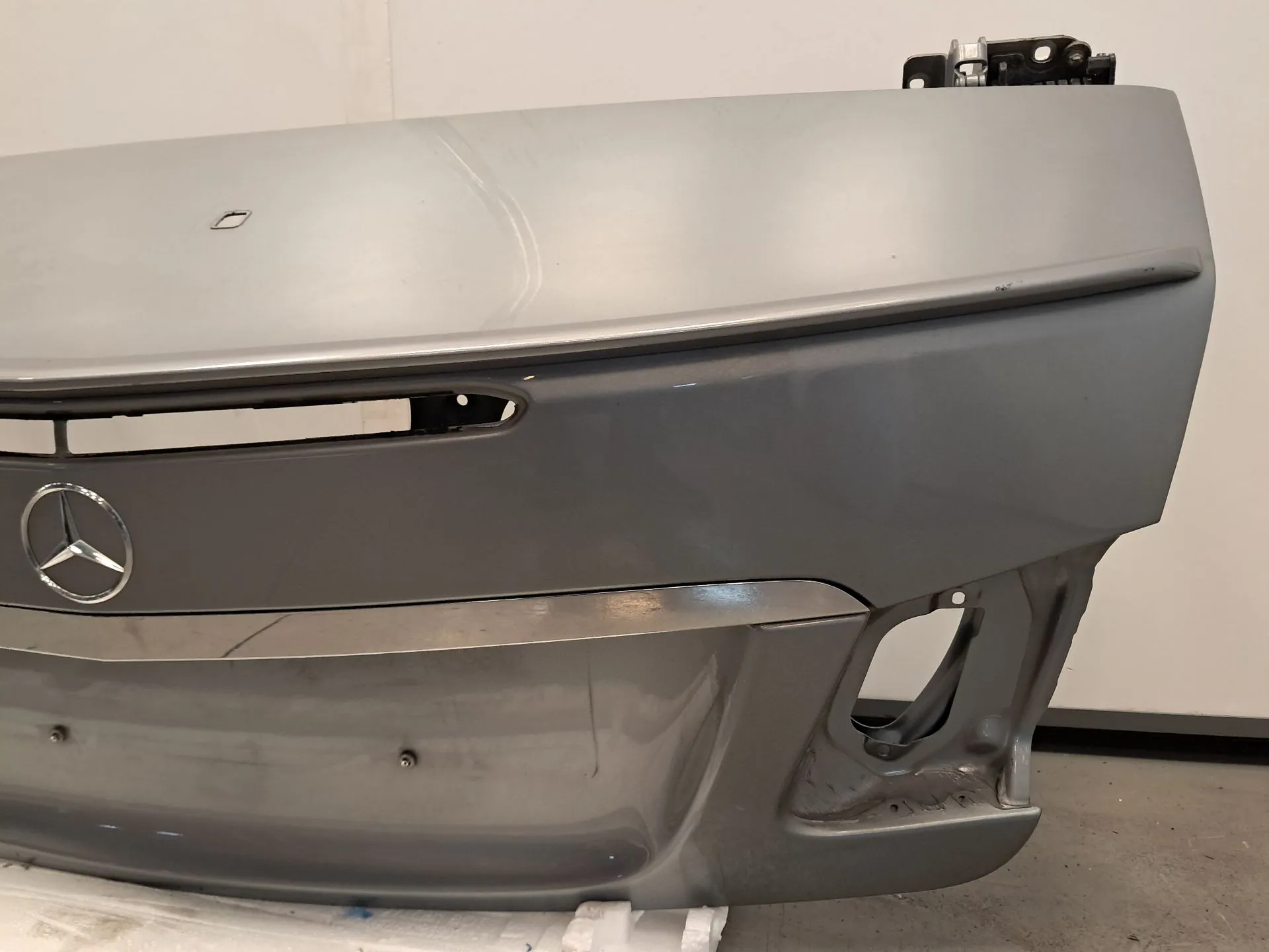 Tailgate / Trunk lid MERCEDES-BENZ Classe E Cabriolet (A207) Imagem-4