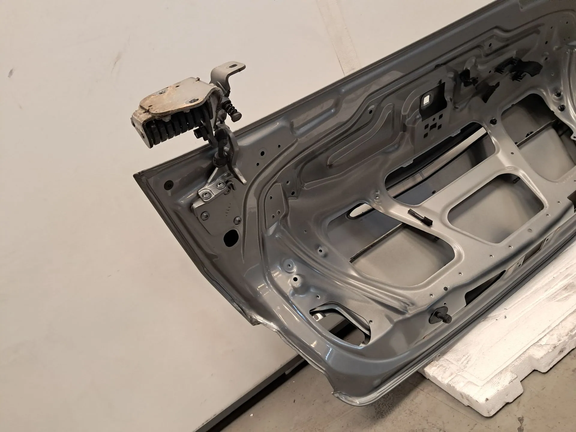 Tailgate / Trunk lid MERCEDES-BENZ Classe E Cabriolet (A207) Imagem-8