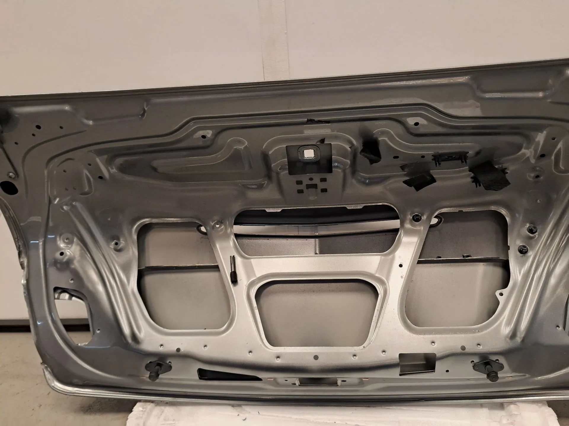 Tailgate / Trunk lid MERCEDES-BENZ Classe E Cabriolet (A207) Imagem-9