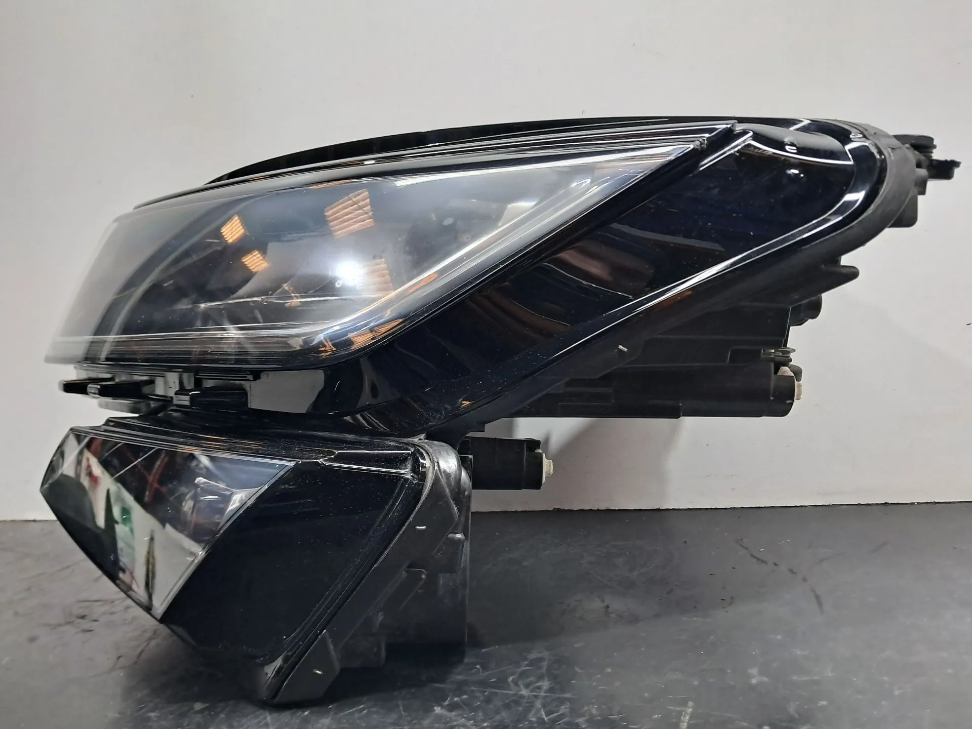 Faro anteriore sinistro SKODA Kodiaq (NS7) Imagem-2