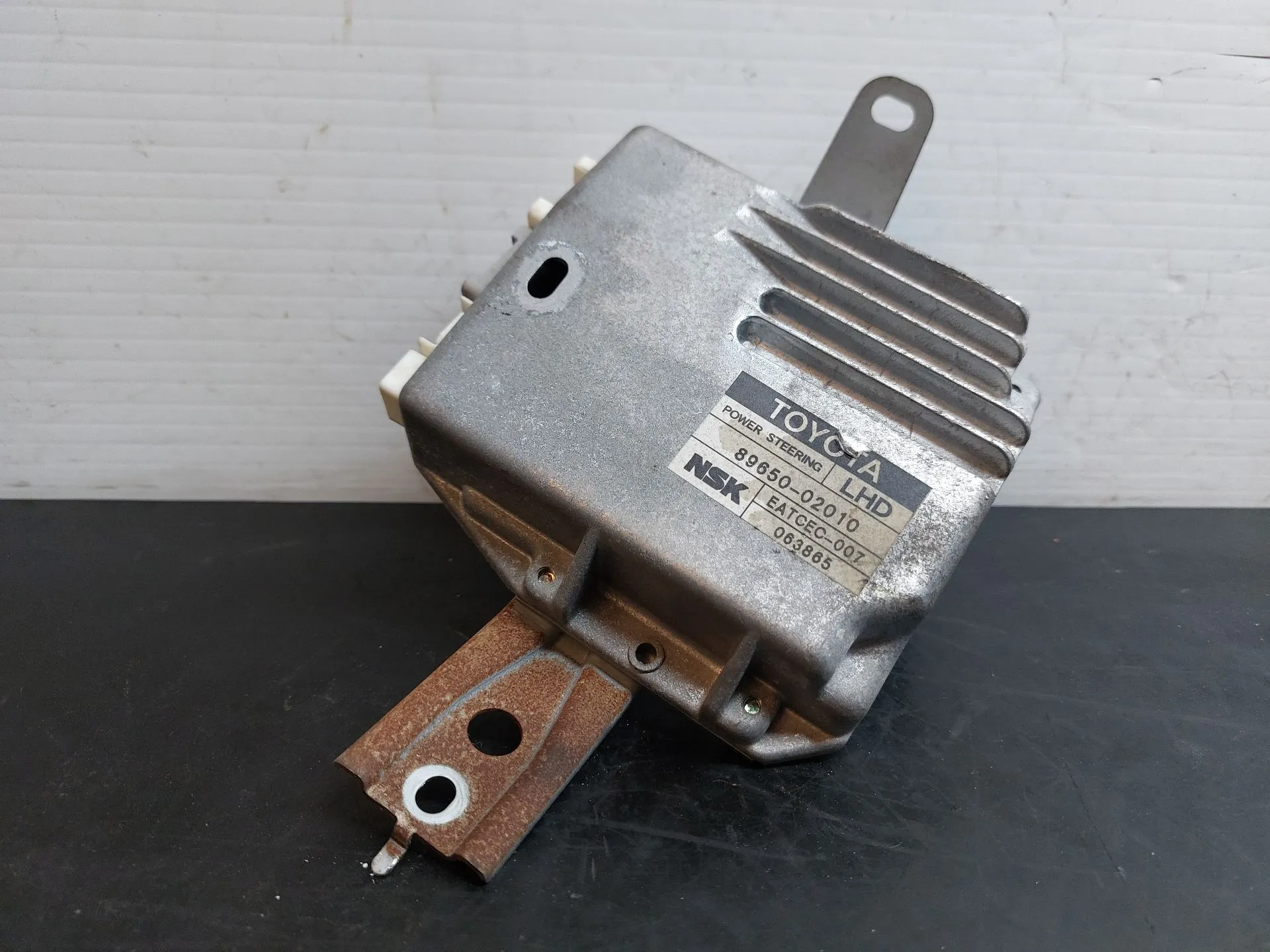 Steering control unit / Steering ECU TOYOTA Corolla Hatchback (_E12_)
