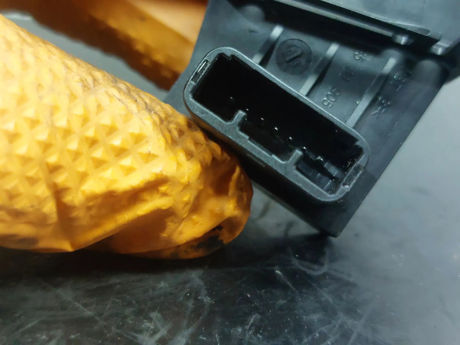 Antena TOYOTA Avensis Liftback (_T25_) Imagem-2