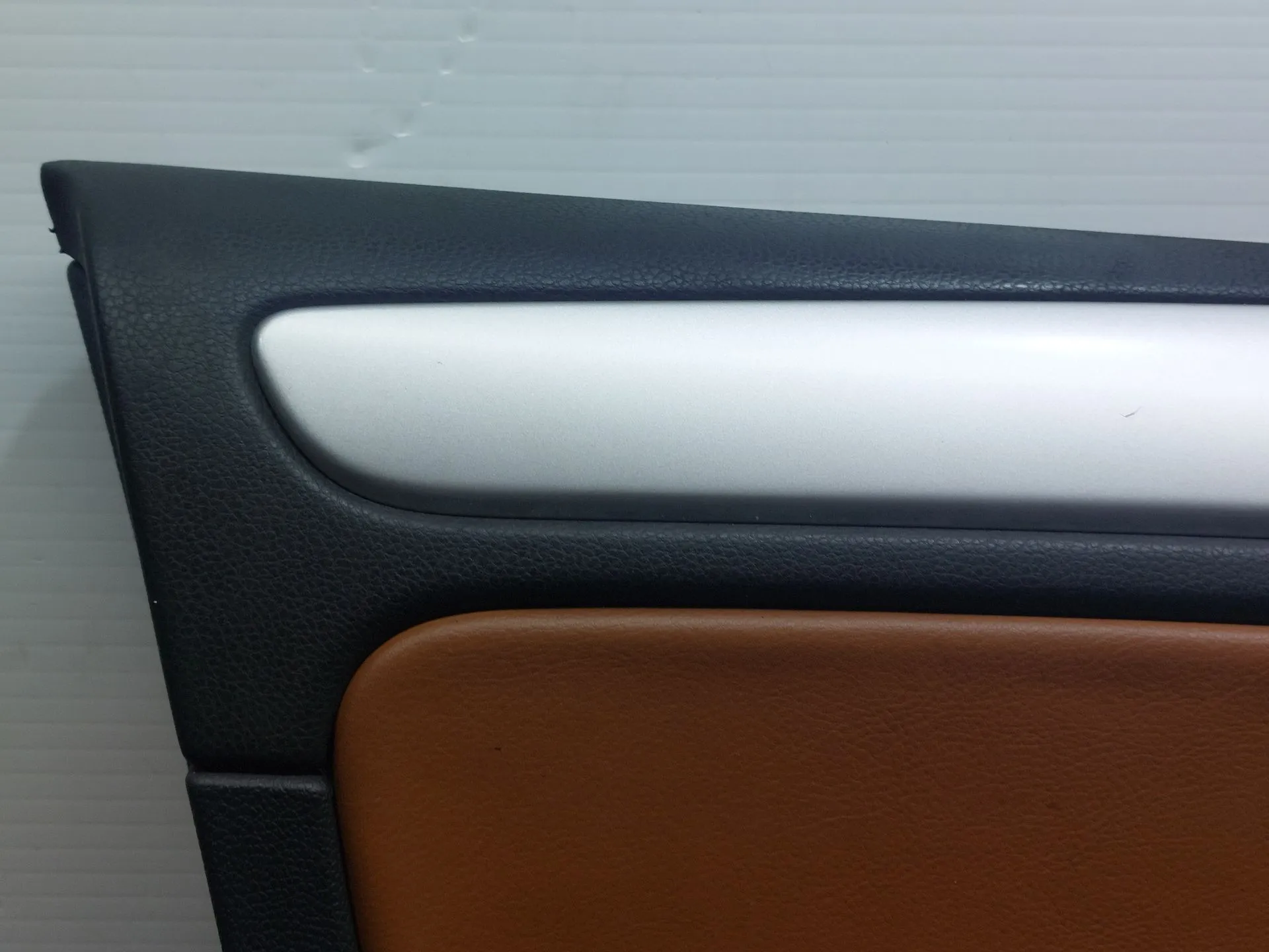 Revestimiento interior de puerta delantero izquierdo VOLKSWAGEN Golf VI (5K1) Imagem-7