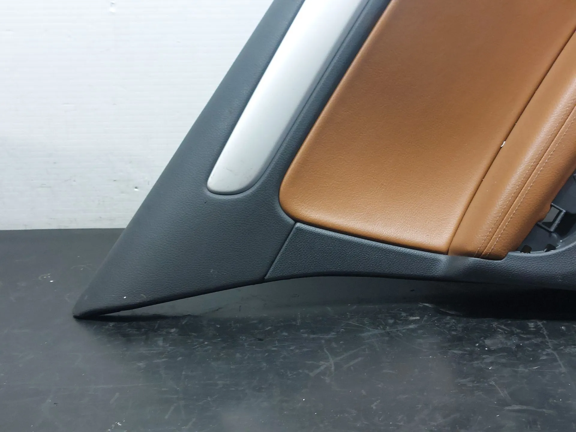 Panel puerta trasero izquierdo VOLKSWAGEN Golf VI (5K1) Imagem-7