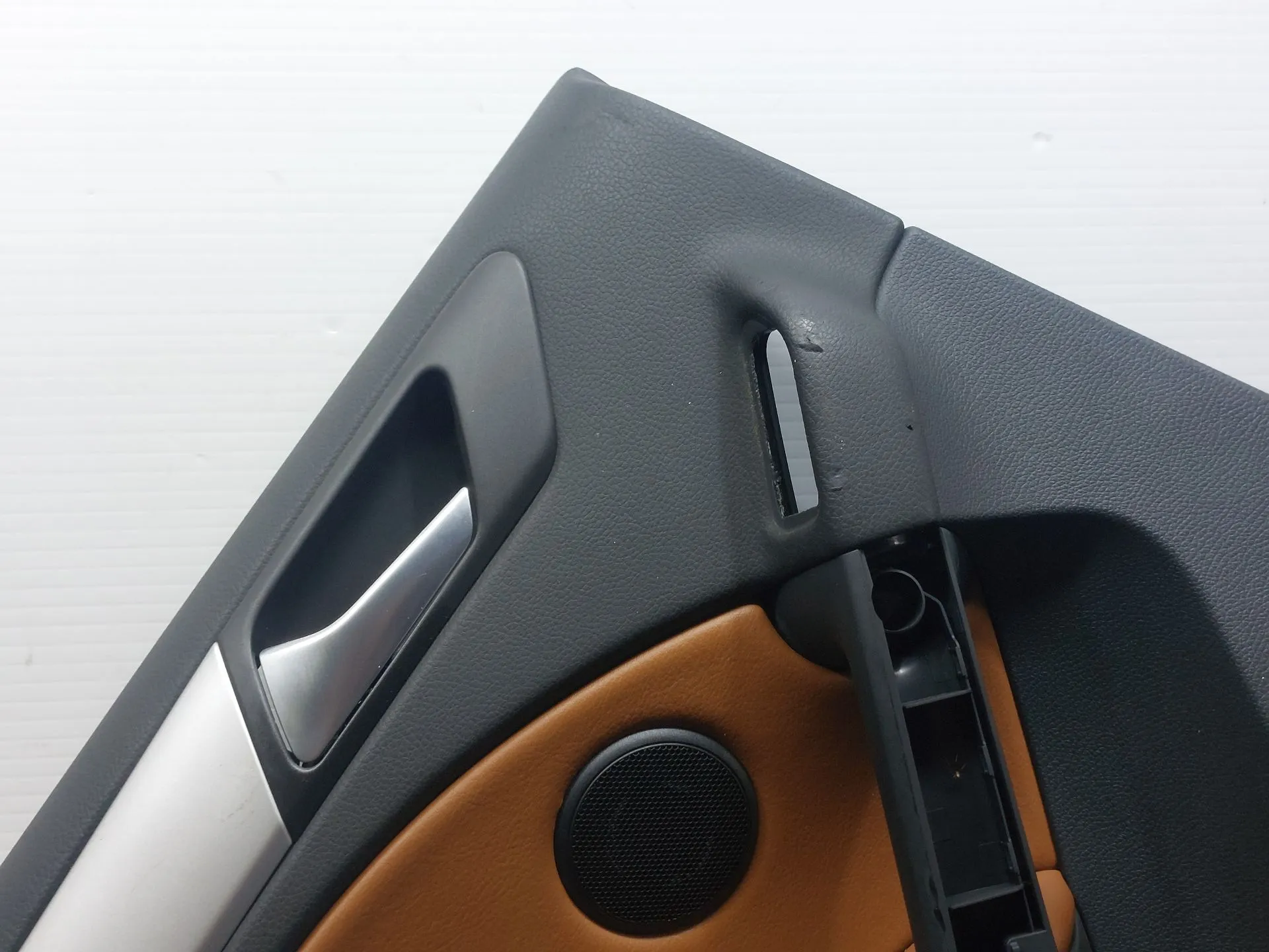 Panel puerta trasero izquierdo VOLKSWAGEN Golf VI (5K1) Imagem-4