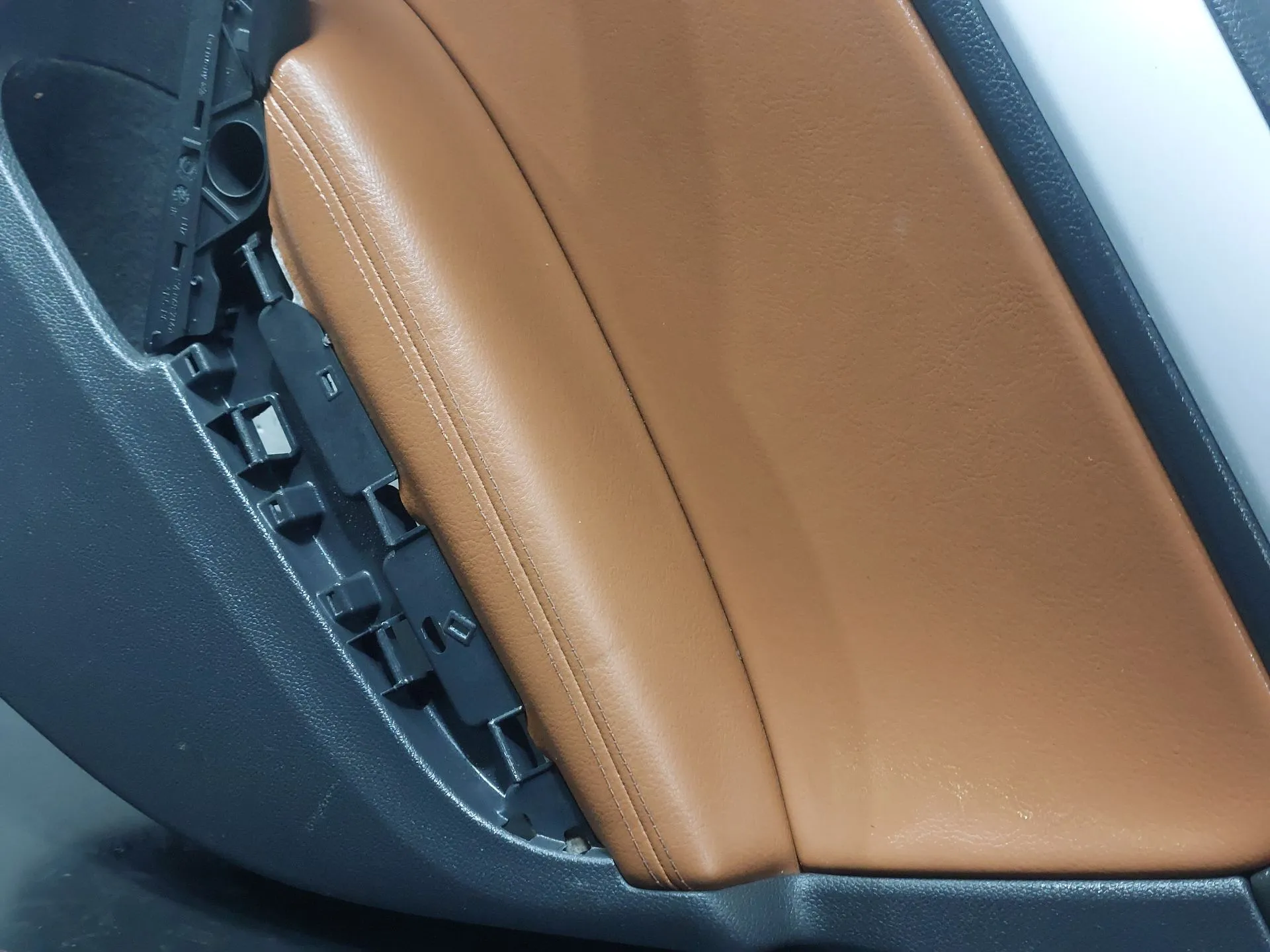Right rear door panel VOLKSWAGEN Golf VI (5K1) Imagem-7