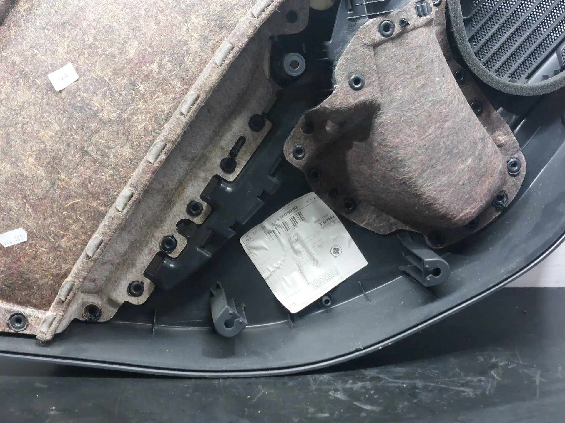 Right rear door panel VOLKSWAGEN Golf VI (5K1) Imagem-18