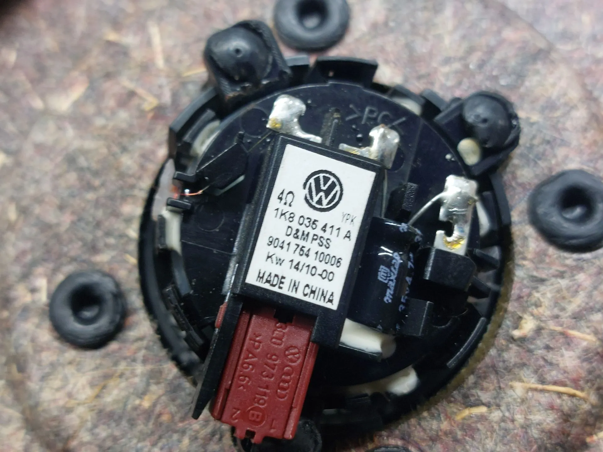 Right rear door panel VOLKSWAGEN Golf VI (5K1) Imagem-23
