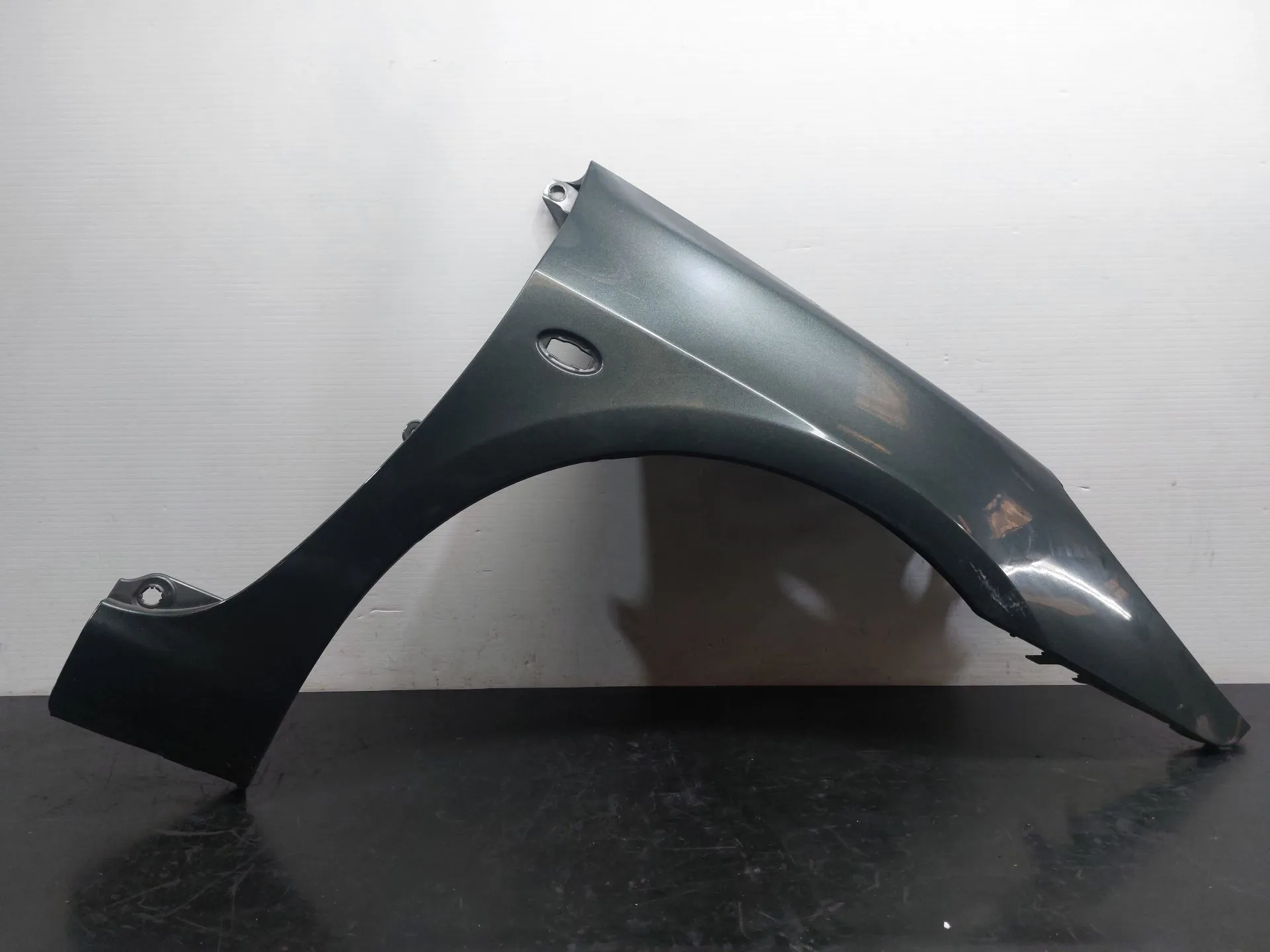 Guarda-lamas direito PEUGEOT 307 CC (3B)