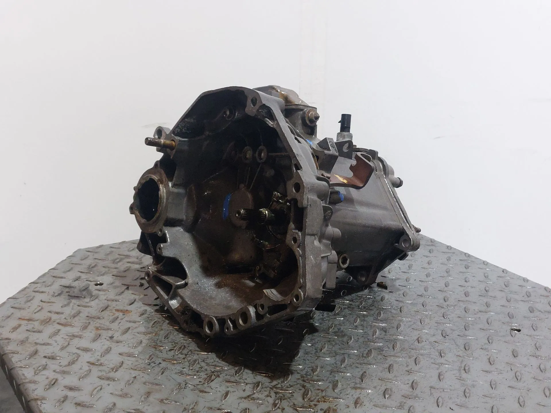 Caixa de velocidades manual FIAT Uno (146_) Imagem-1