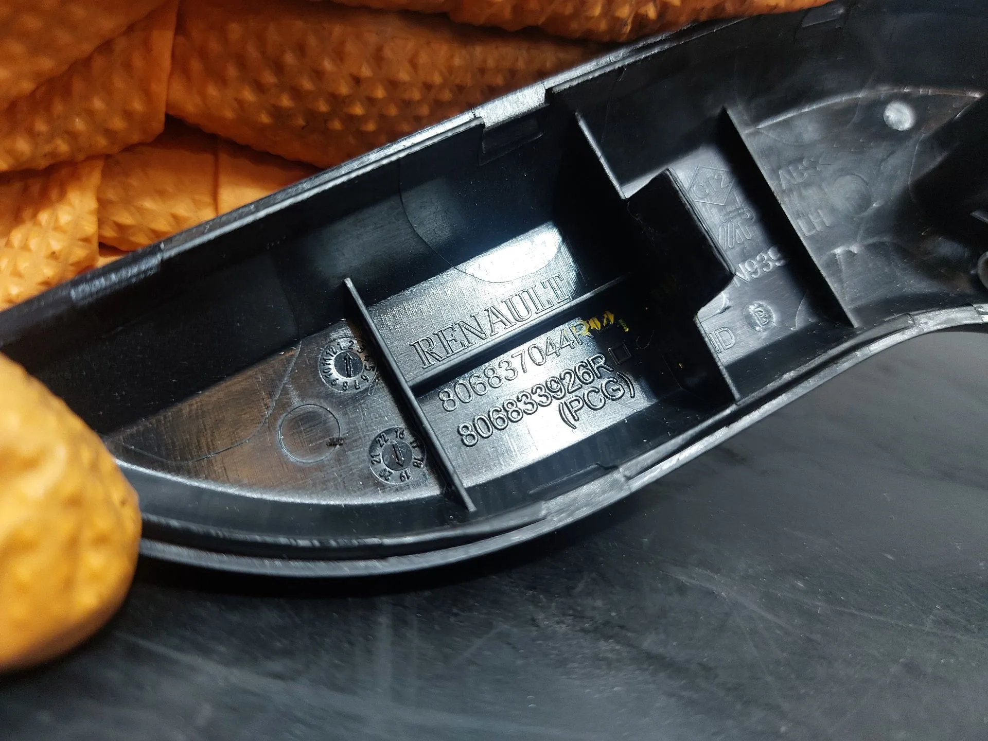 Tampa / Cobertura DACIA Duster (HM_) Imagem-2