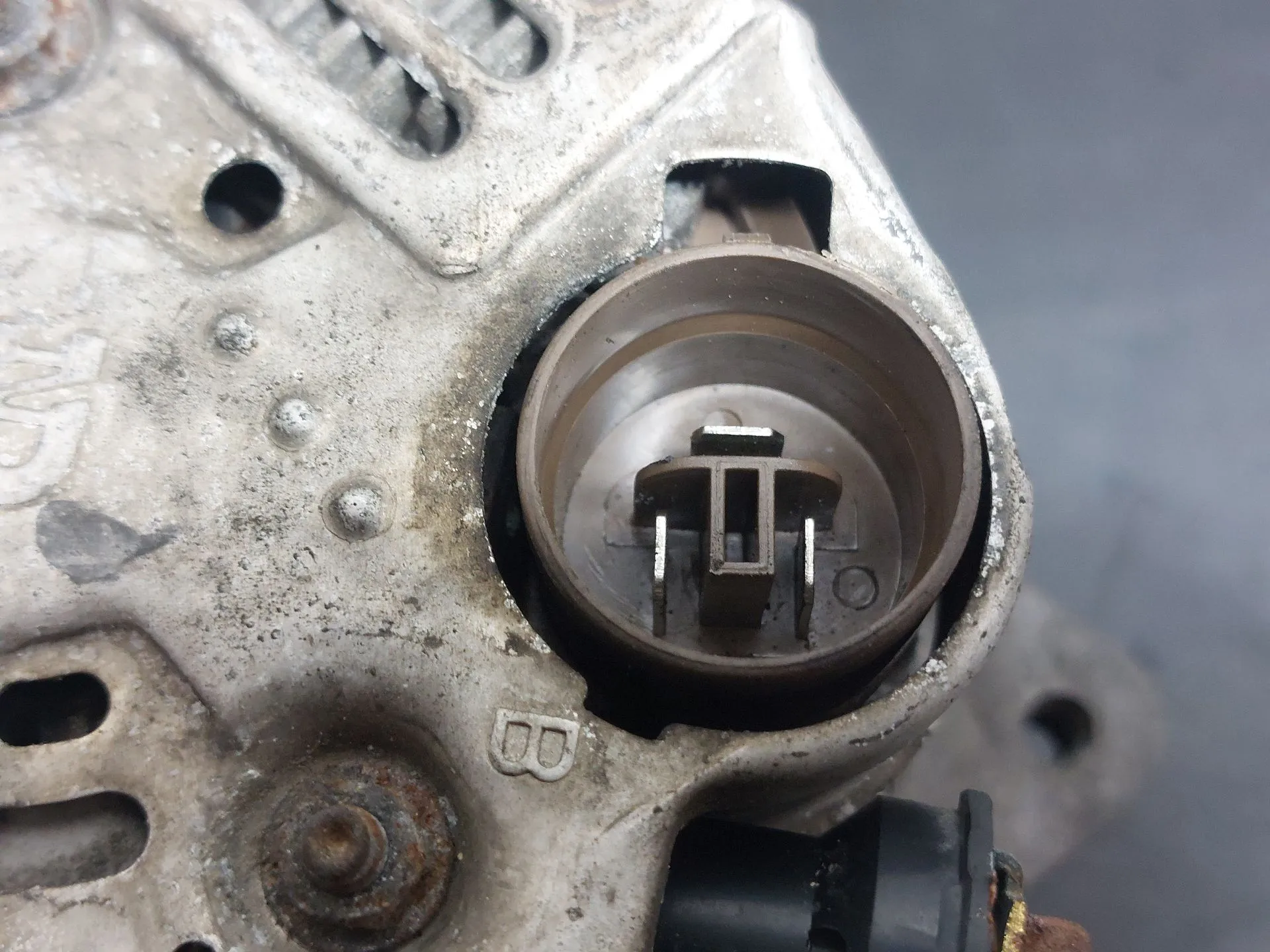 Alternador TOYOTA HiAce III (YH7_, LH6_, LH7_, LH5_, YH5_, YH6_) Imagem-7
