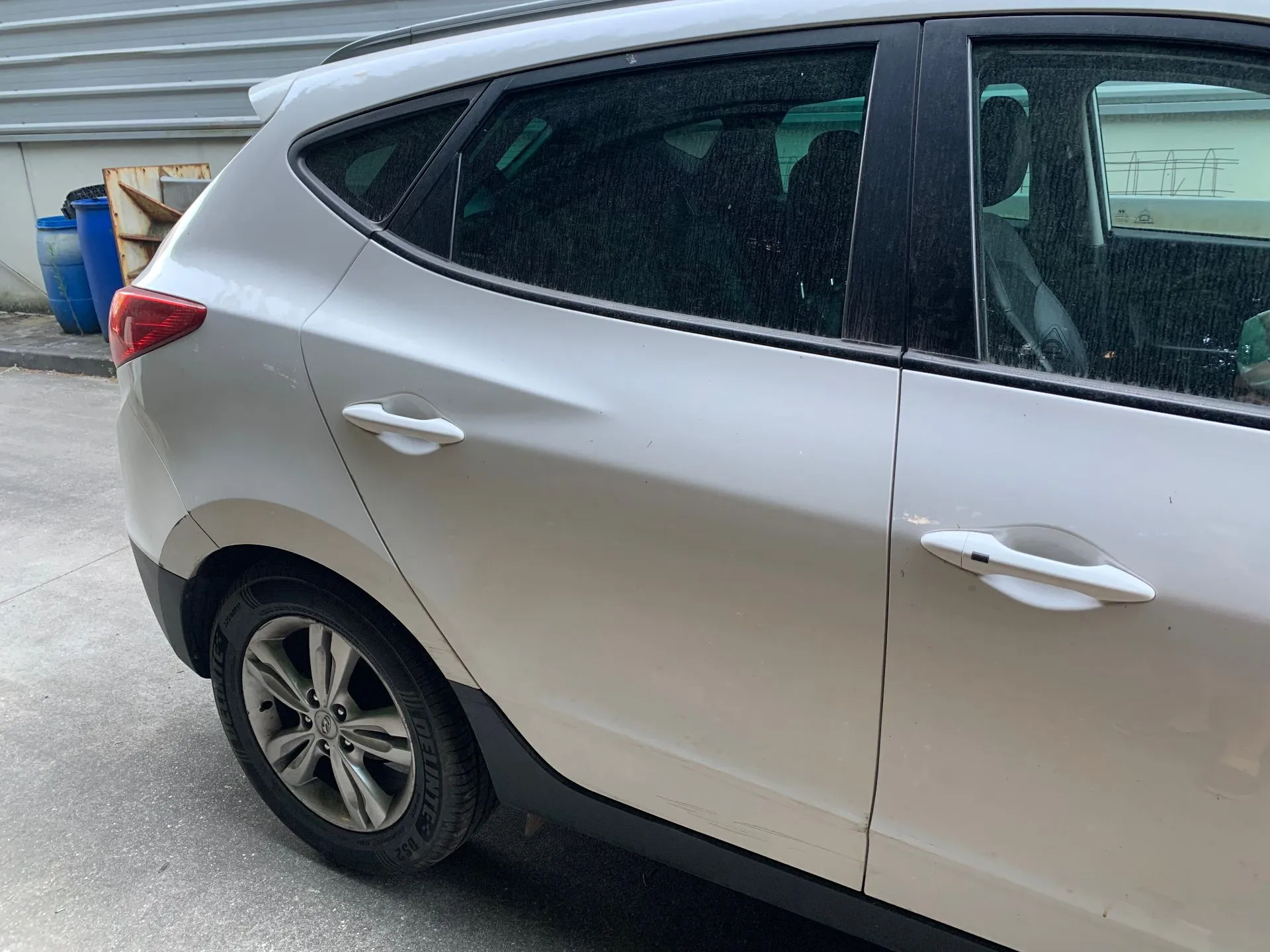 Porta trás direita HYUNDAI ix35 (LM, EL, ELH) Imagem-1