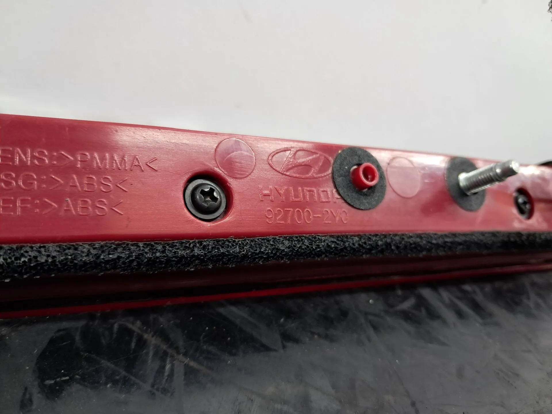 Luz de freno adicional / tercer freno HYUNDAI ix35 (LM, EL, ELH) Imagem-3