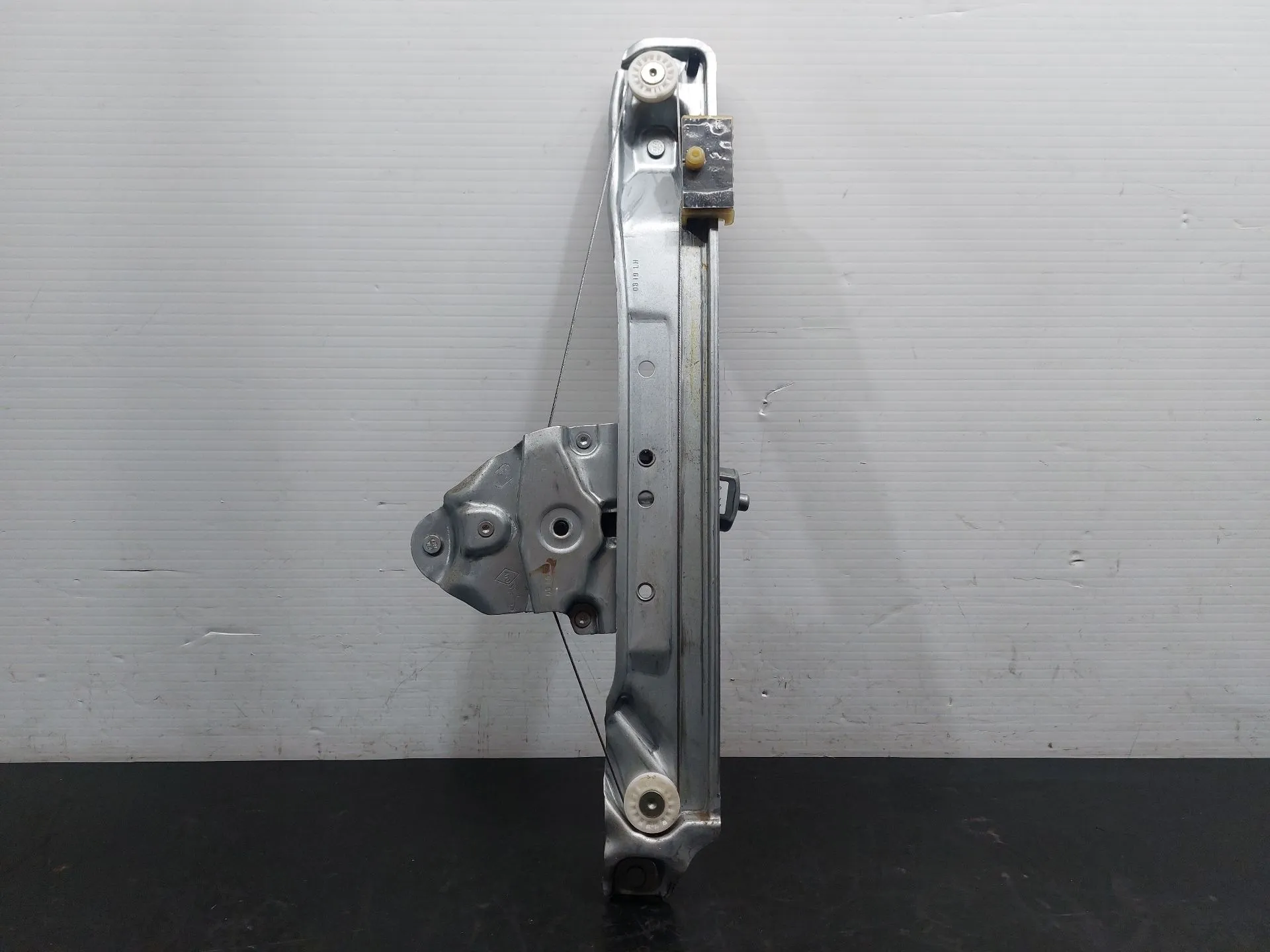 Elevador vidros trás esquerdo DACIA Duster (HM_) Imagem-4