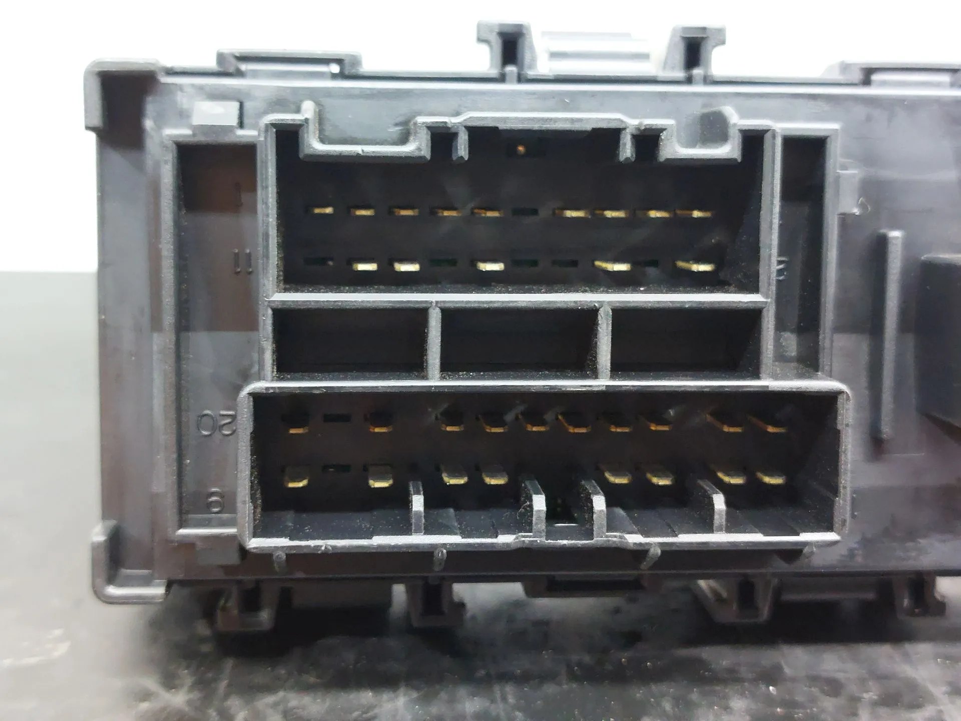 Caja fusibles / SAM / BSI HYUNDAI ix35 (LM, EL, ELH) Imagem-4