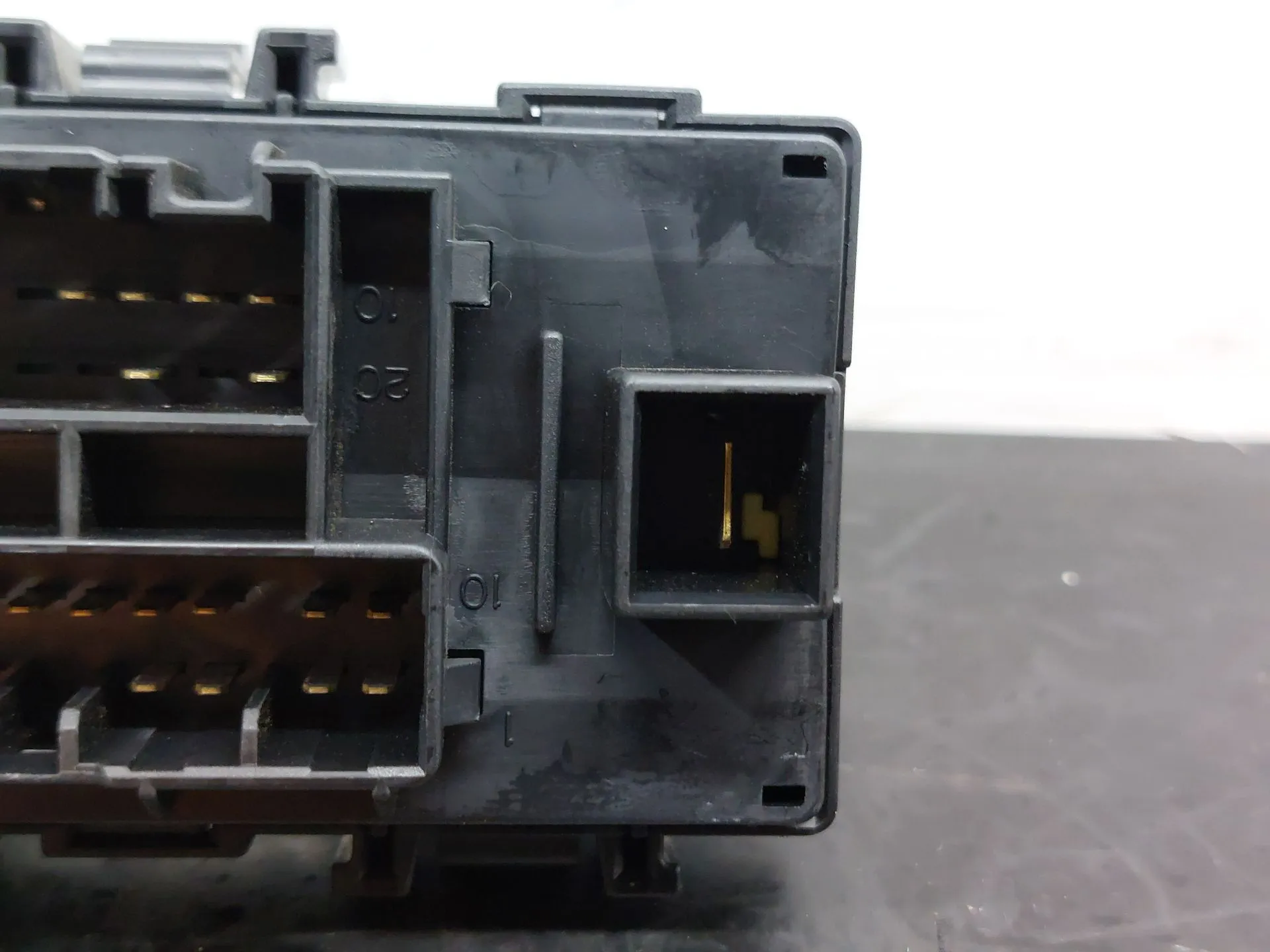 Caja fusibles / SAM / BSI HYUNDAI ix35 (LM, EL, ELH) Imagem-5
