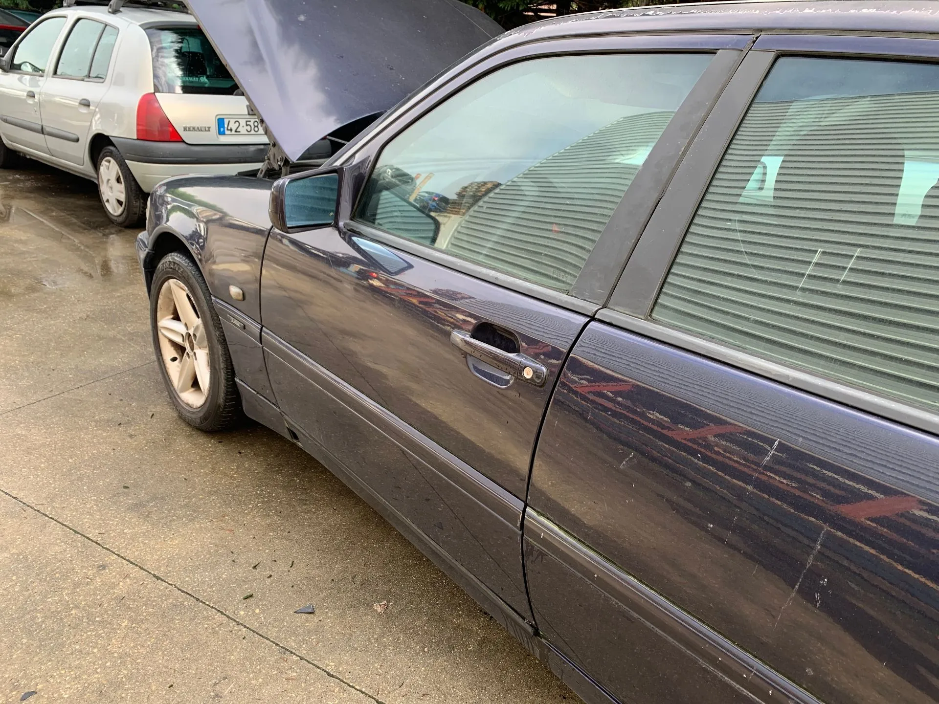 Porta frente esquerda MERCEDES-BENZ Classe C (W202) Imagem-1