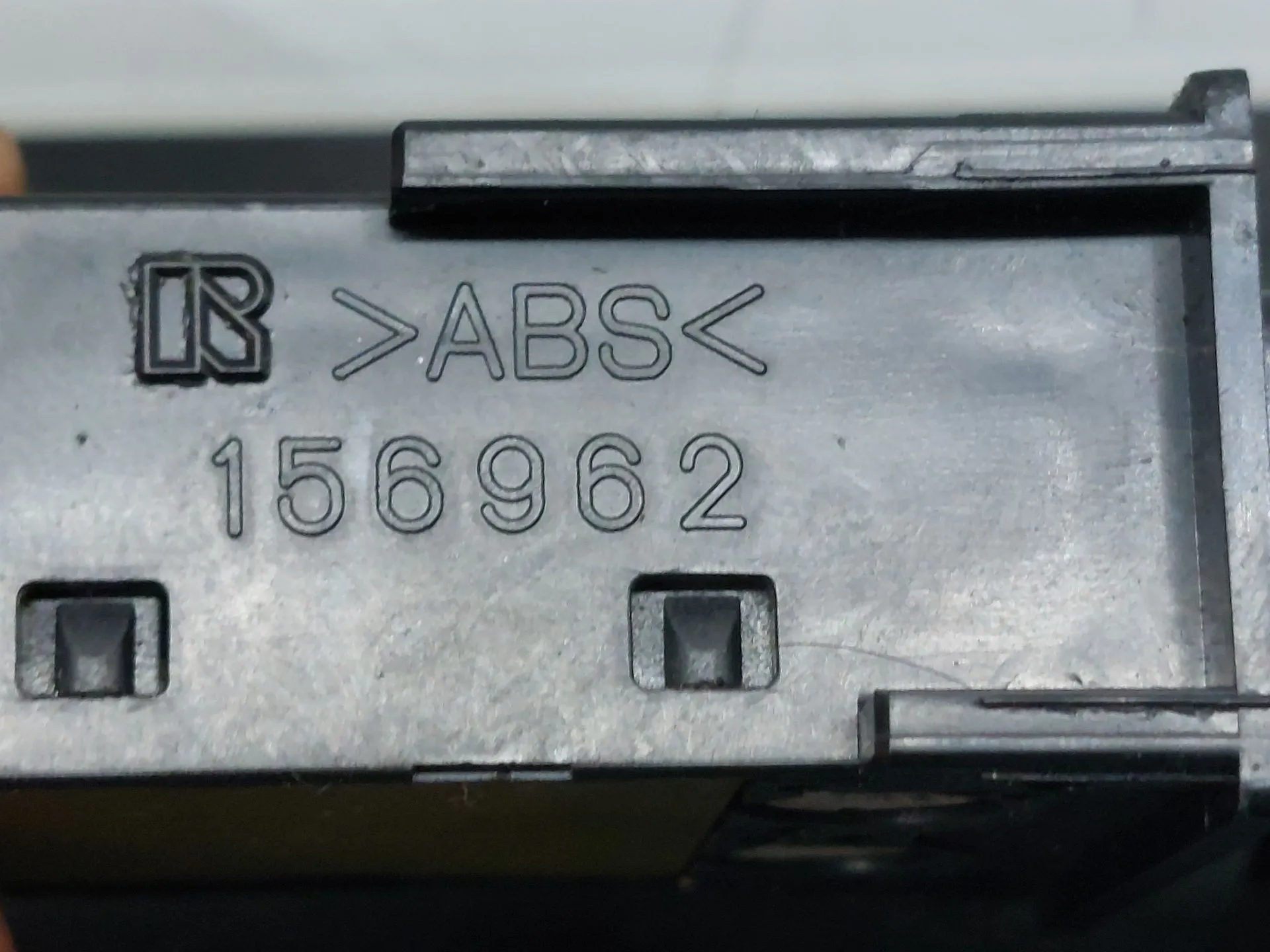 Bouton / interrupteur dégivreur Avant TOYOTA Avensis Sedan (_T22_) Imagem-5