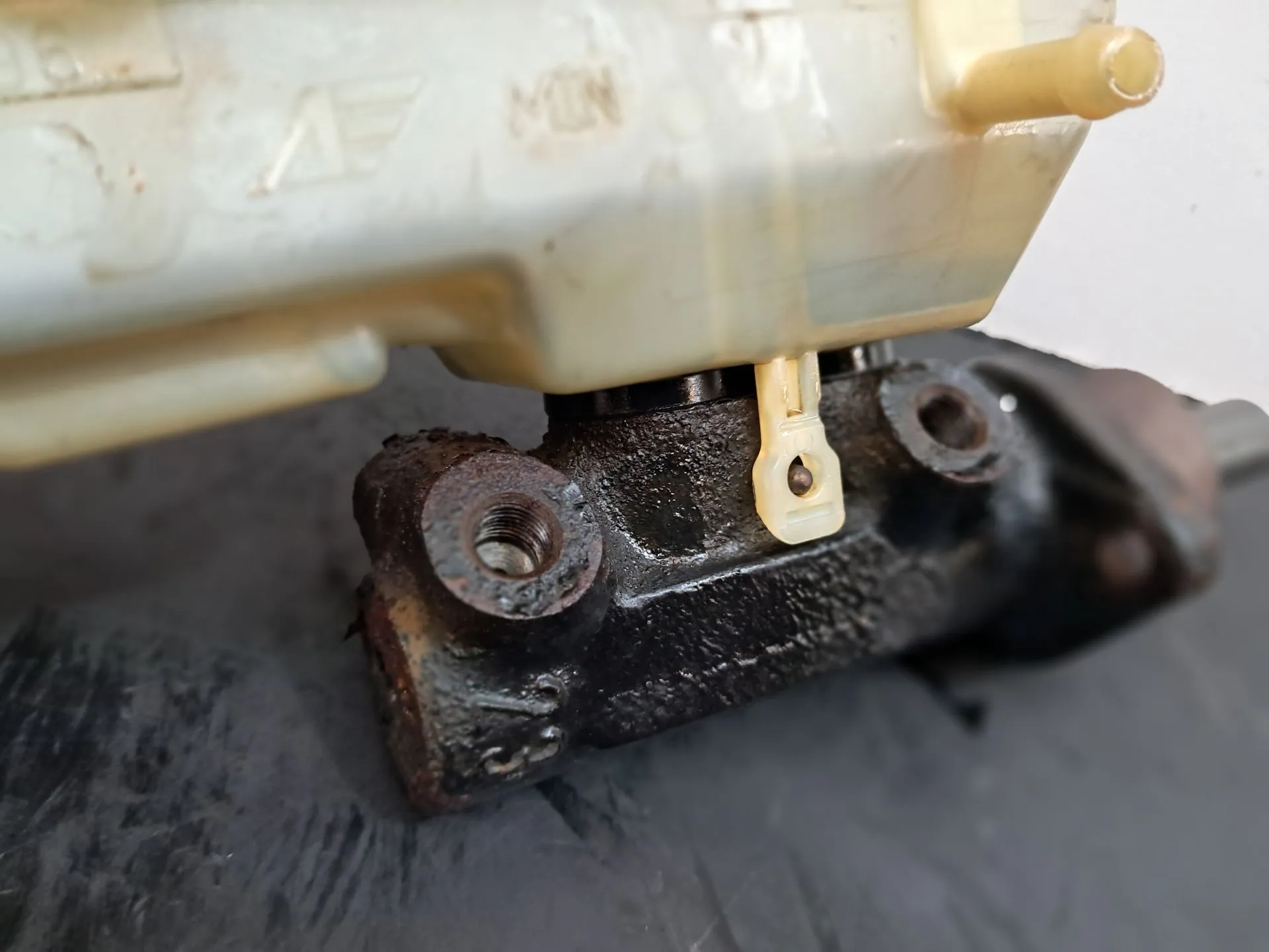 Central brake pump VOLKSWAGEN Sharan (7M) Imagem-2