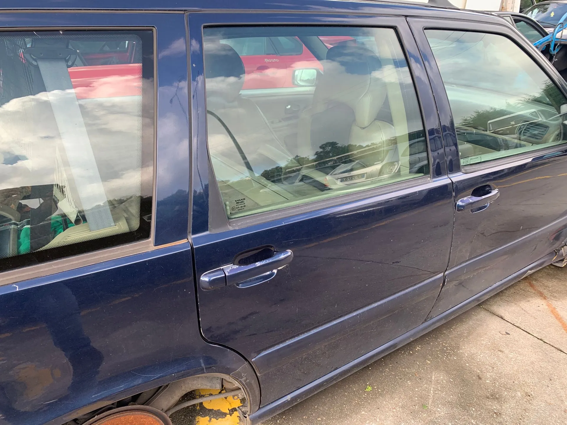 Porta trás direita VOLVO V70 I (LV)