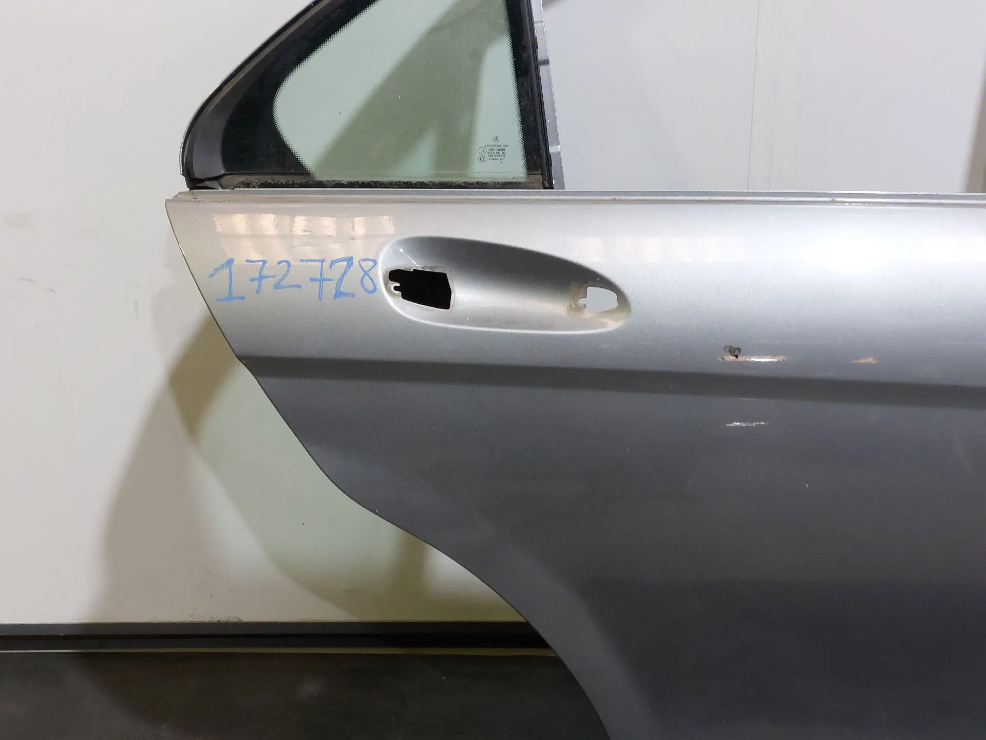 Porta trás direita MERCEDES-BENZ Classe C (W204) Imagem-3