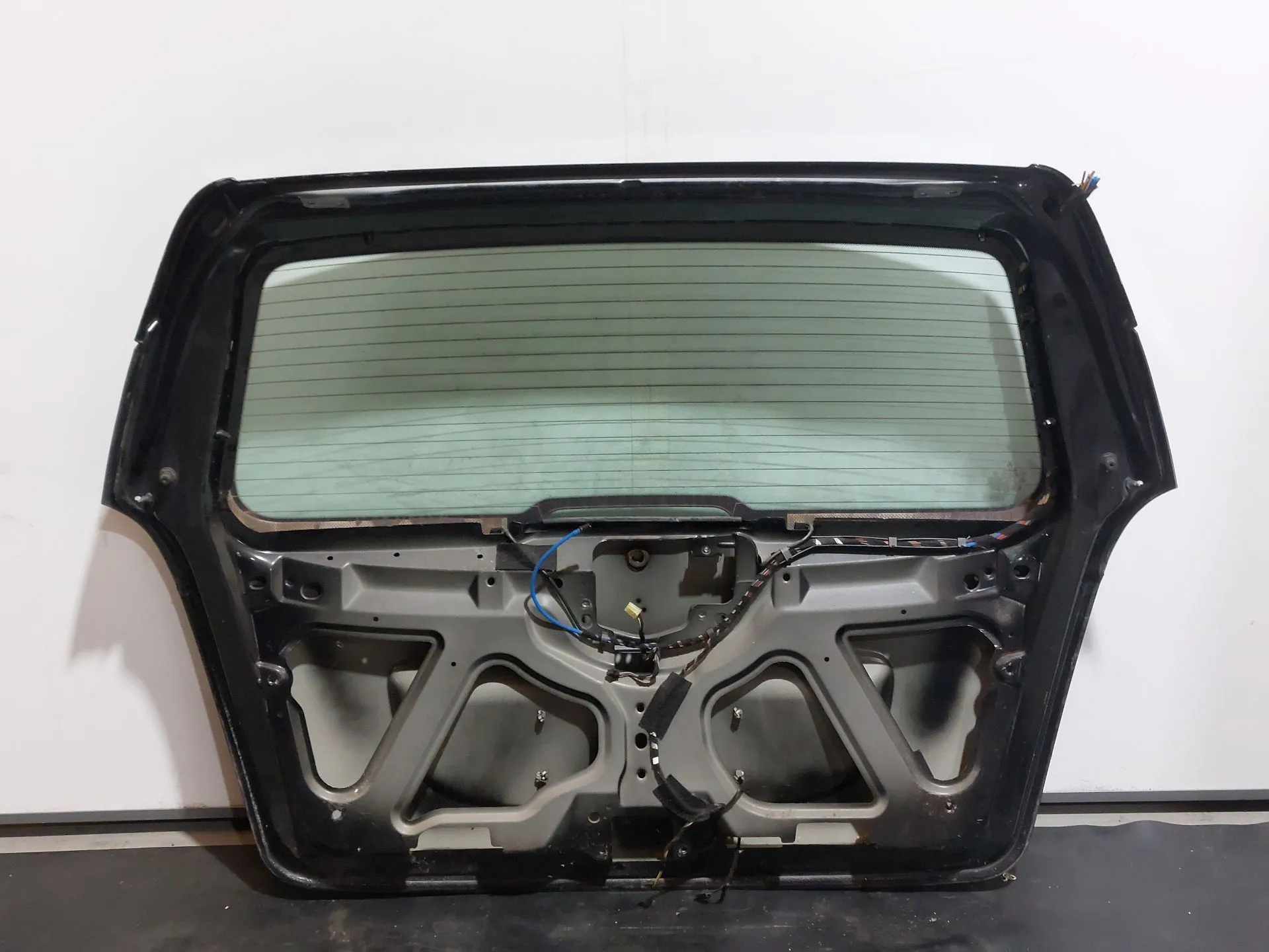 Porta / tampa da mala MERCEDES-BENZ Classe A (W169) Imagem-4