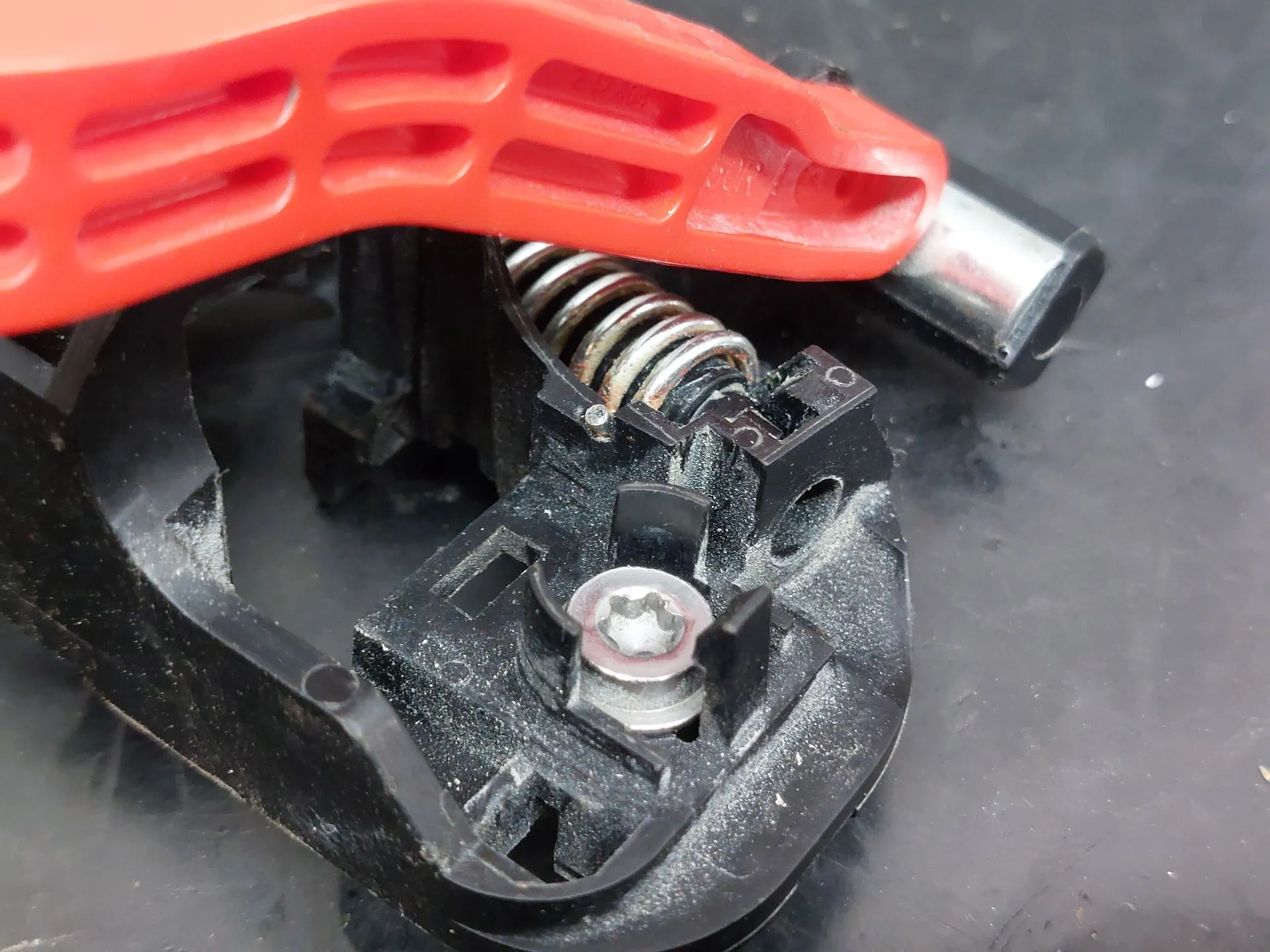 Right rear door handle support TOYOTA Yaris (_P13_) Imagem-6
