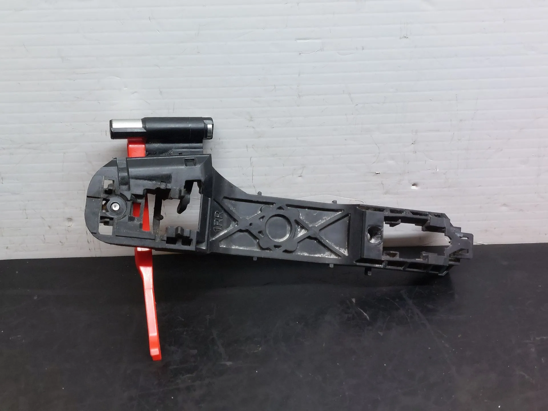 Right rear door handle support TOYOTA Yaris (_P13_)