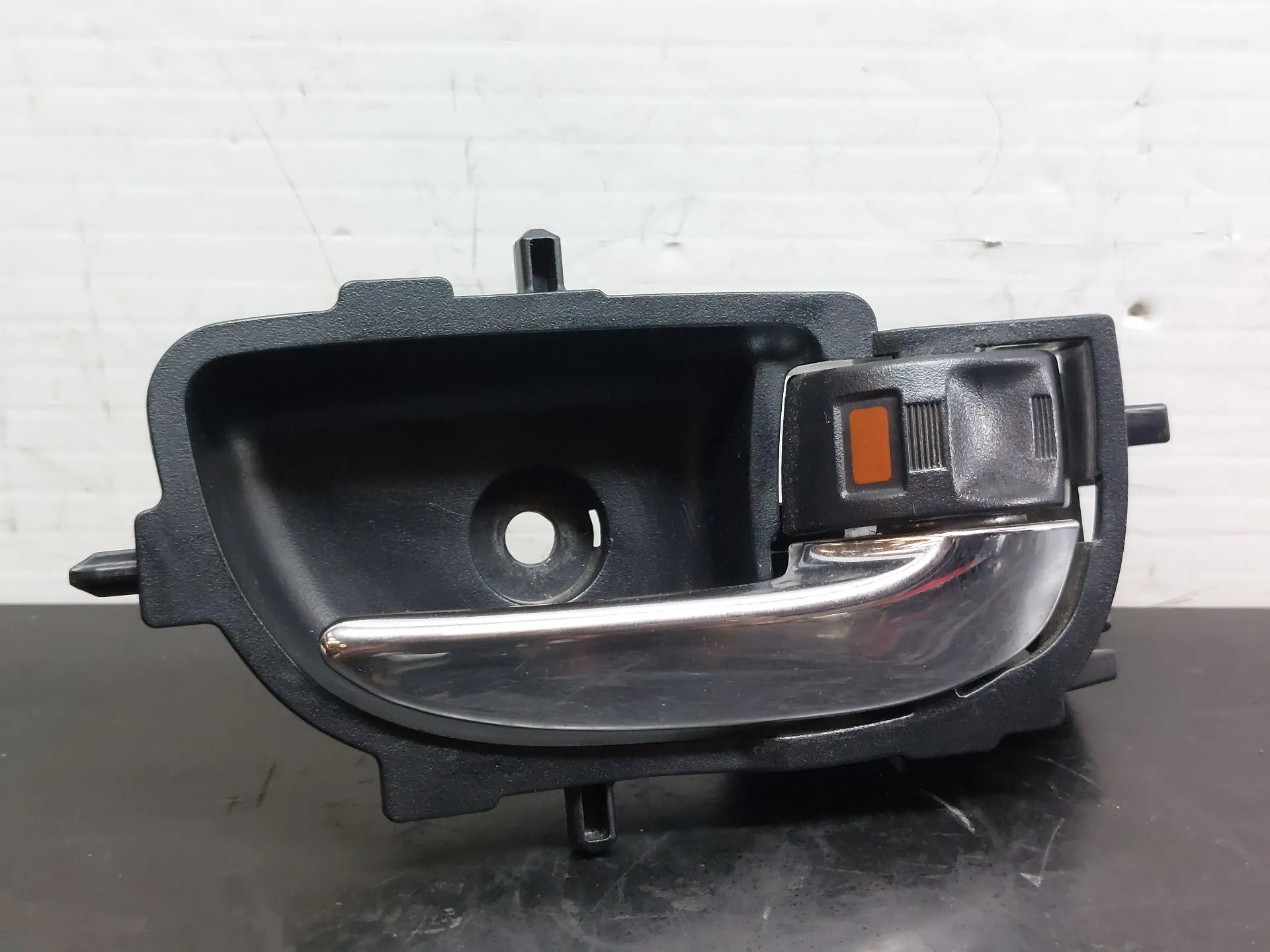 Rear Right interior door handle TOYOTA Yaris (_P13_)