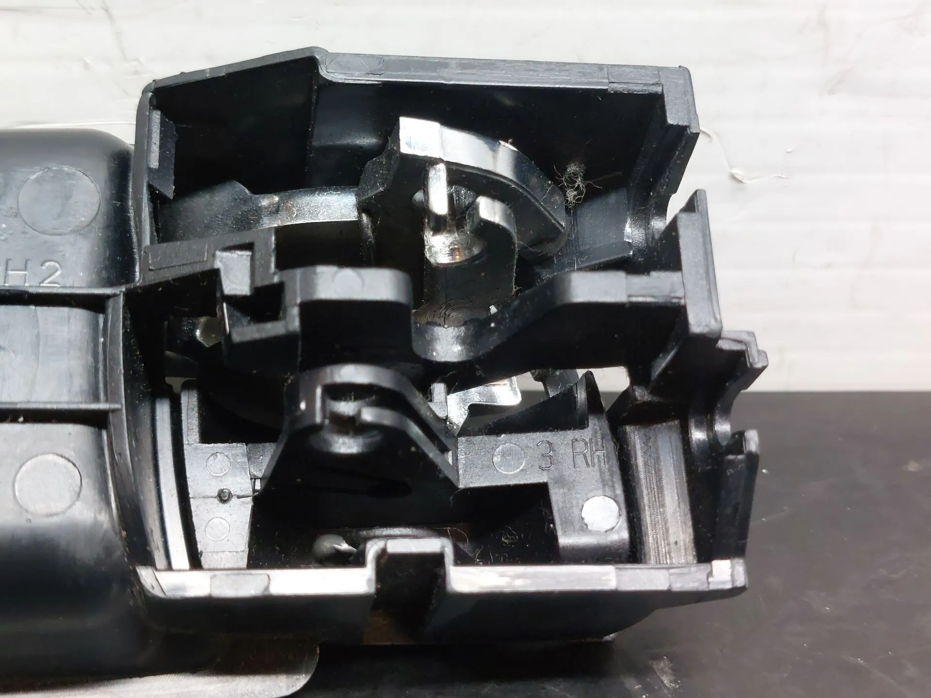 Rear Right interior door handle TOYOTA Yaris (_P13_) Imagem-4