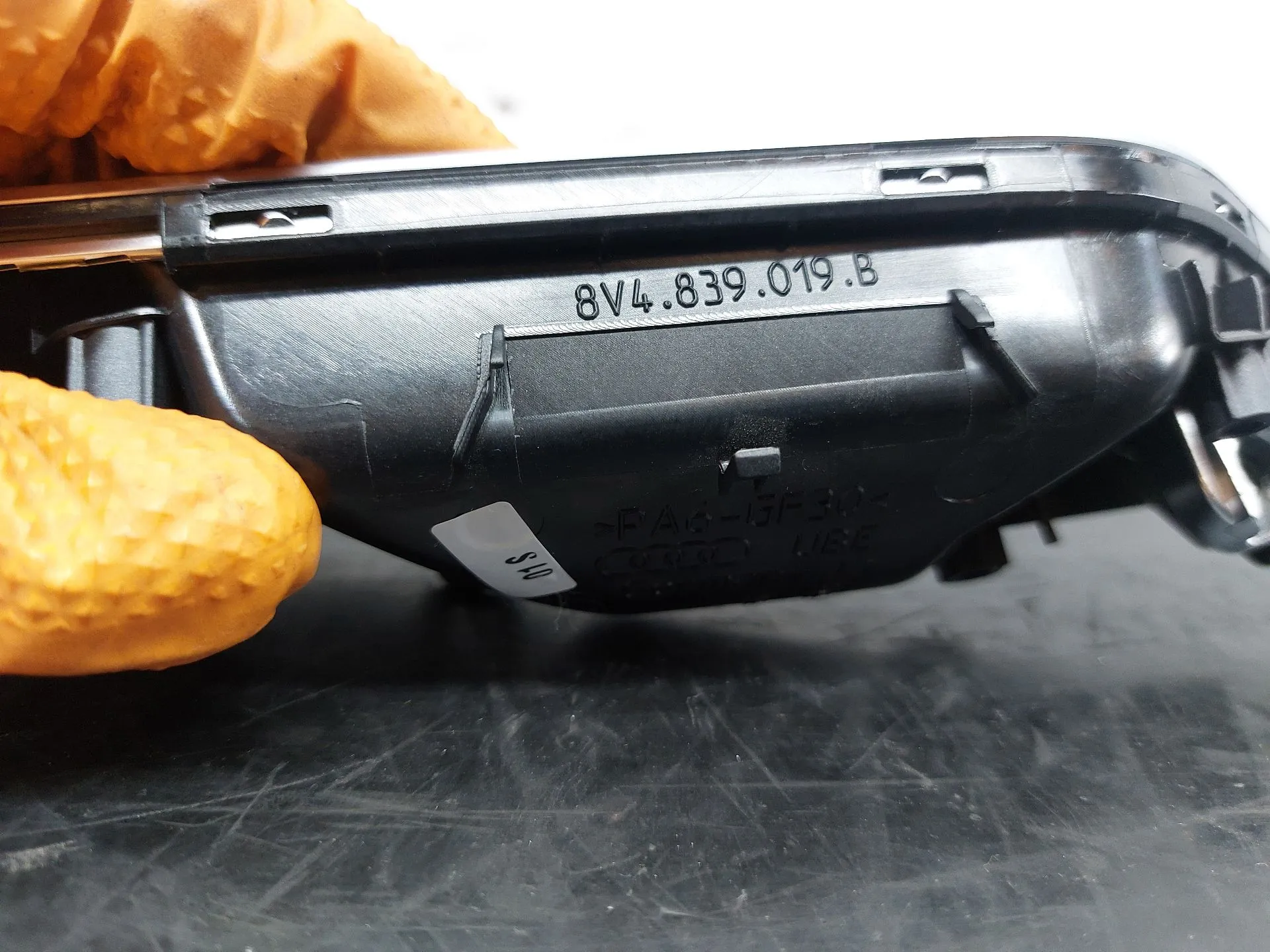 Maniglia interna porta posteriore sinistra AUDI A3 Sportback (8VA, 8VF) Imagem-3