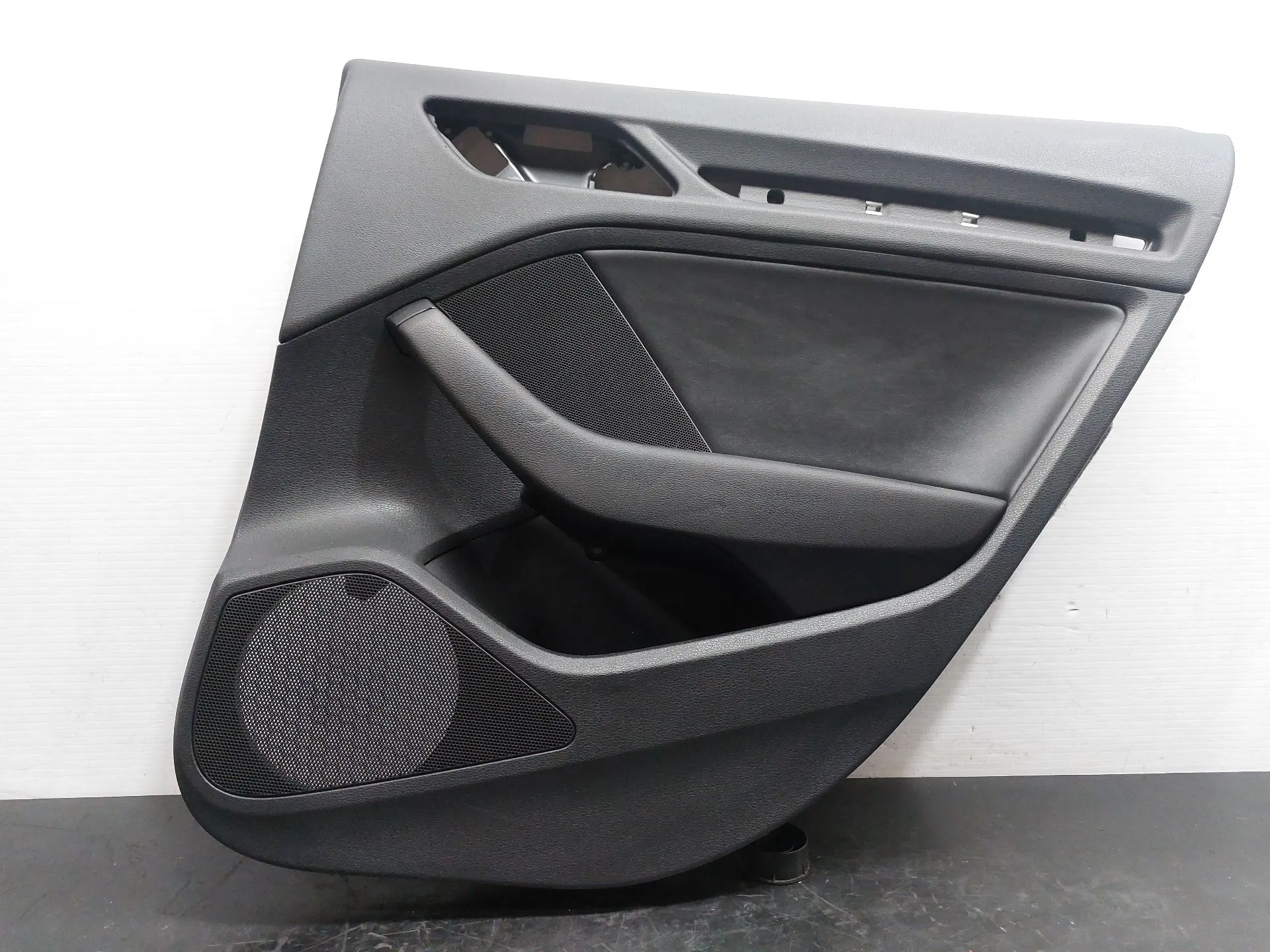 Rivestimento porta posteriore destra AUDI A3 Sportback (8VA, 8VF)