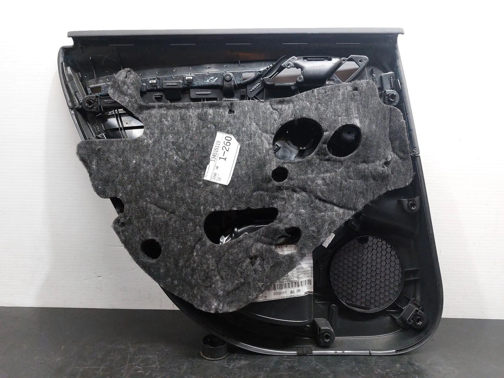 Rivestimento porta posteriore destra AUDI A3 Sportback (8VA, 8VF) Imagem-4