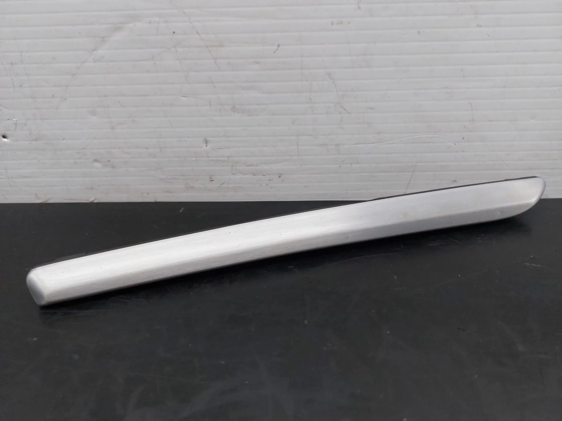 Modanatura porta anteriore sinistra AUDI A3 Sportback (8VA, 8VF)