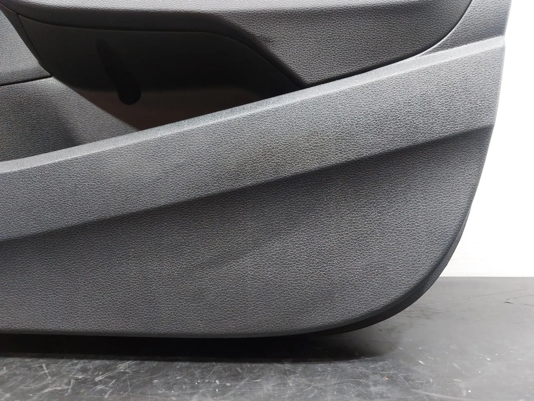 Rivestimento porta anteriore destra AUDI A3 Sportback (8VA, 8VF) Imagem-1