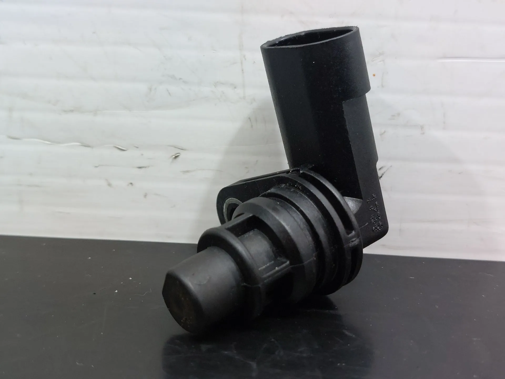 Sensore di posizione albero a camme SAAB 9-3 Station Wagon (YS3F) Imagem-1