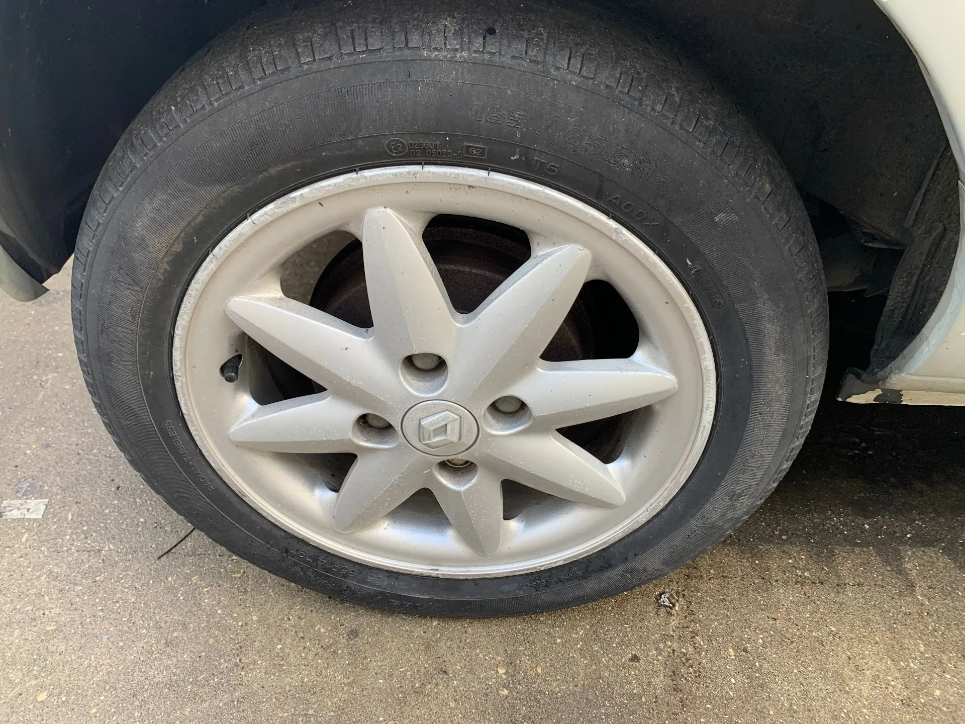 Conjunto de jantes RENAULT Clio II (BB0/1/2_, CB0/1/2_) Imagem-2