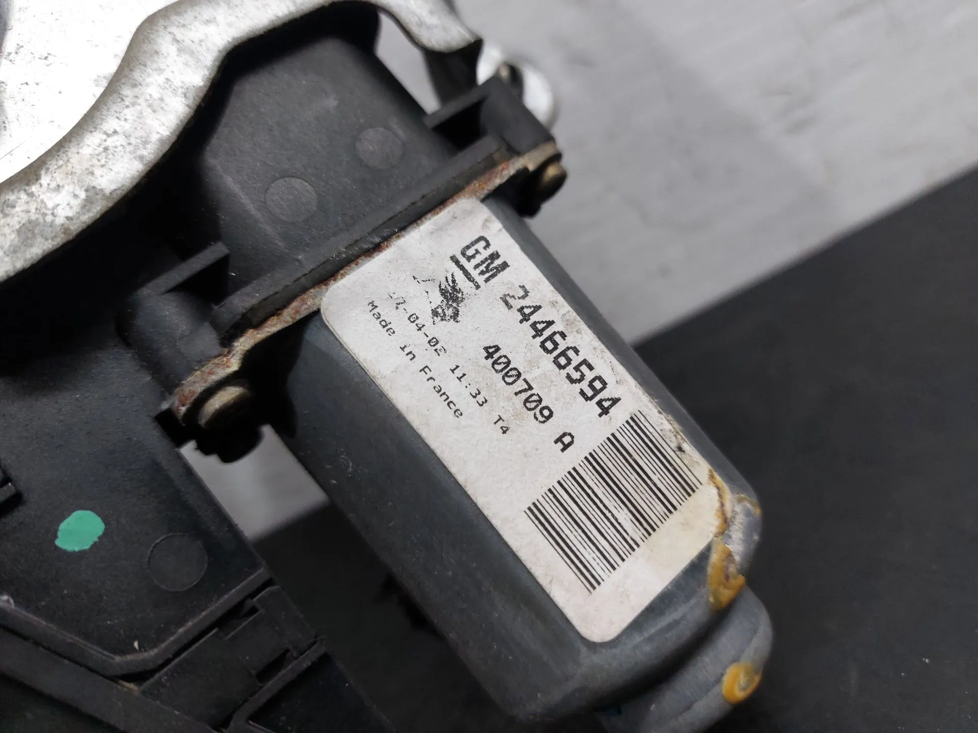 Lève-vitre avant Droite OPEL Corsa C Imagem-6