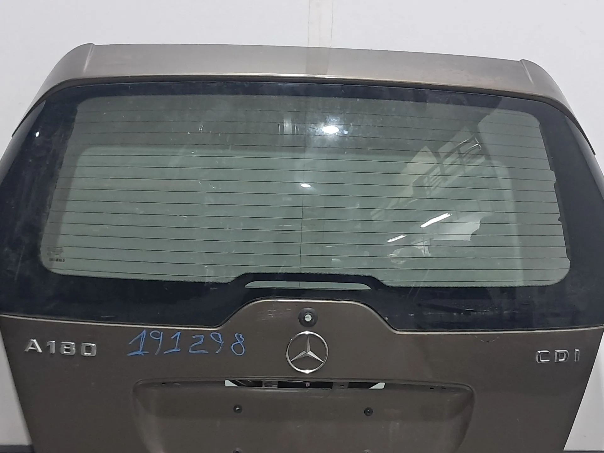 Porta / tampa da mala MERCEDES-BENZ Classe A (W169) Imagem-2