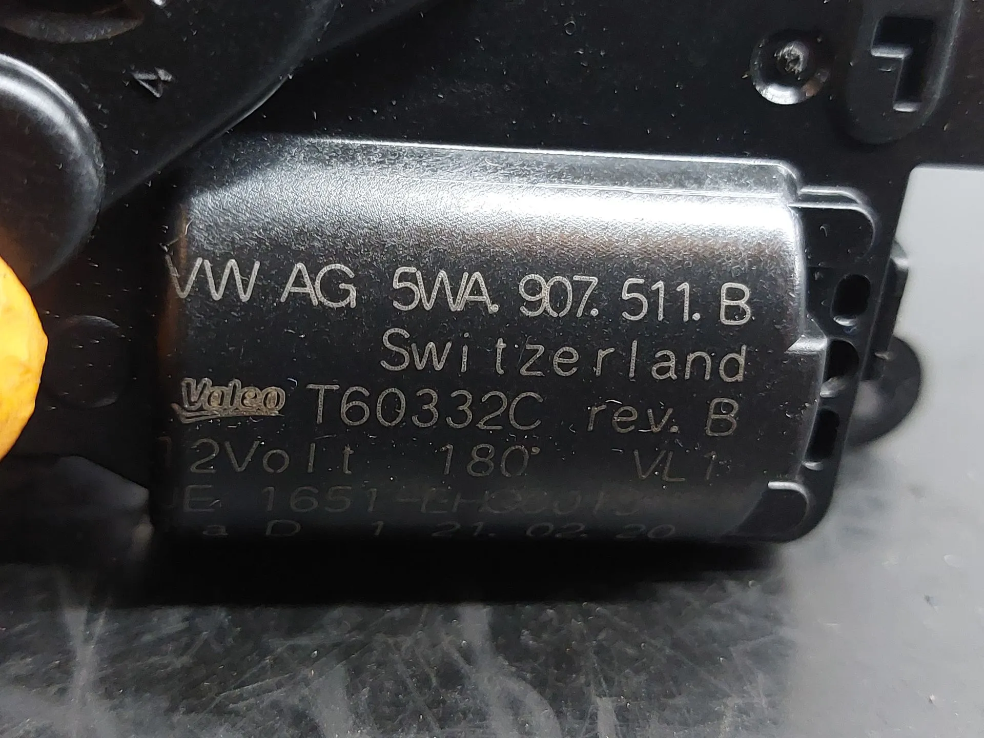 Moteur de volet de chauffage SKODA Kodiaq (NS7) Imagem-1
