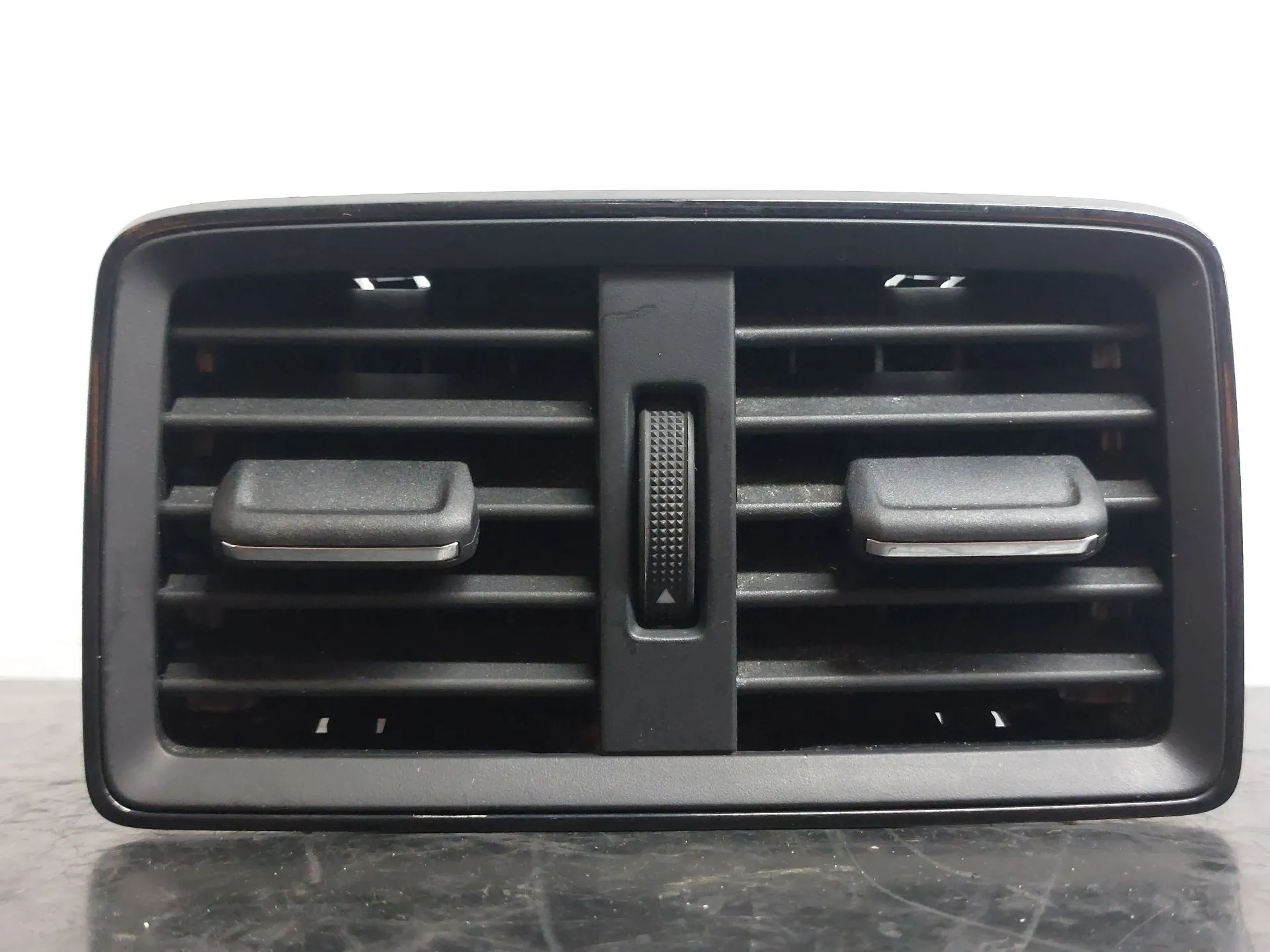Diffusore / uscita aria SKODA Kodiaq (NS7) Imagem-1