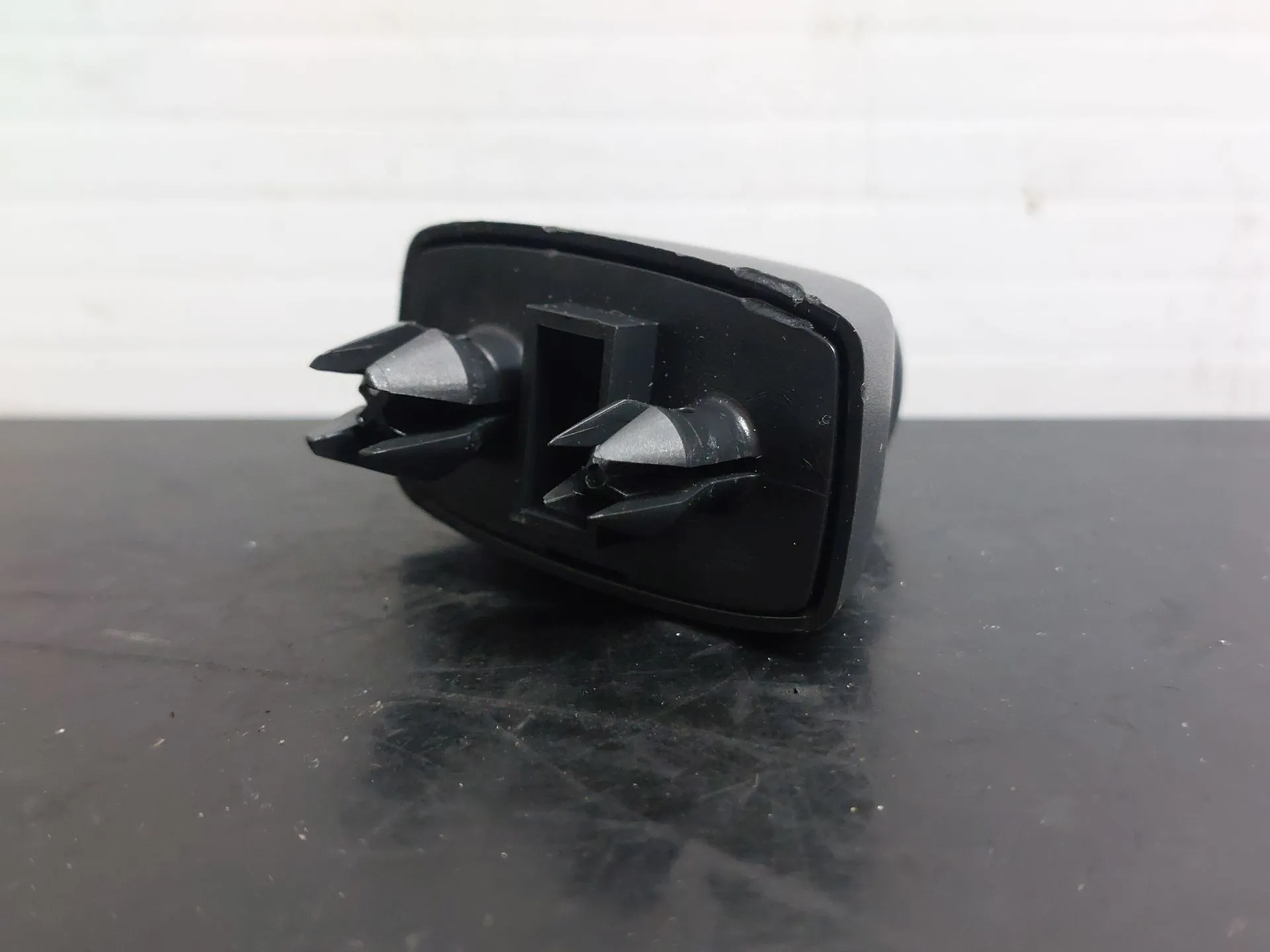 Supporto aletta parasole lato sinistro SKODA Kodiaq (NS7) Imagem-1