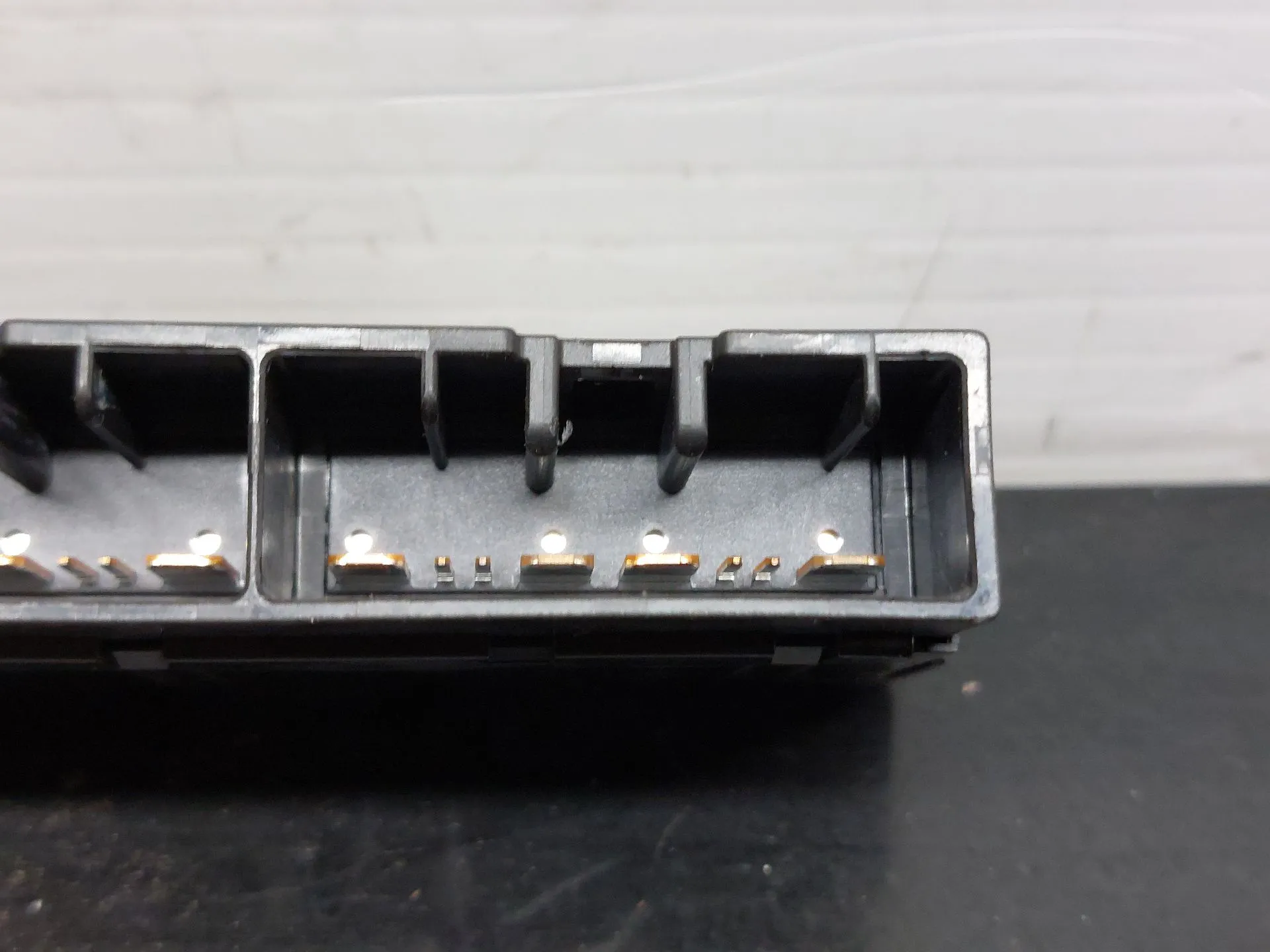 Fuse box / SAM / BSI TOYOTA Auris Hatchback (_E15_) Imagem-2