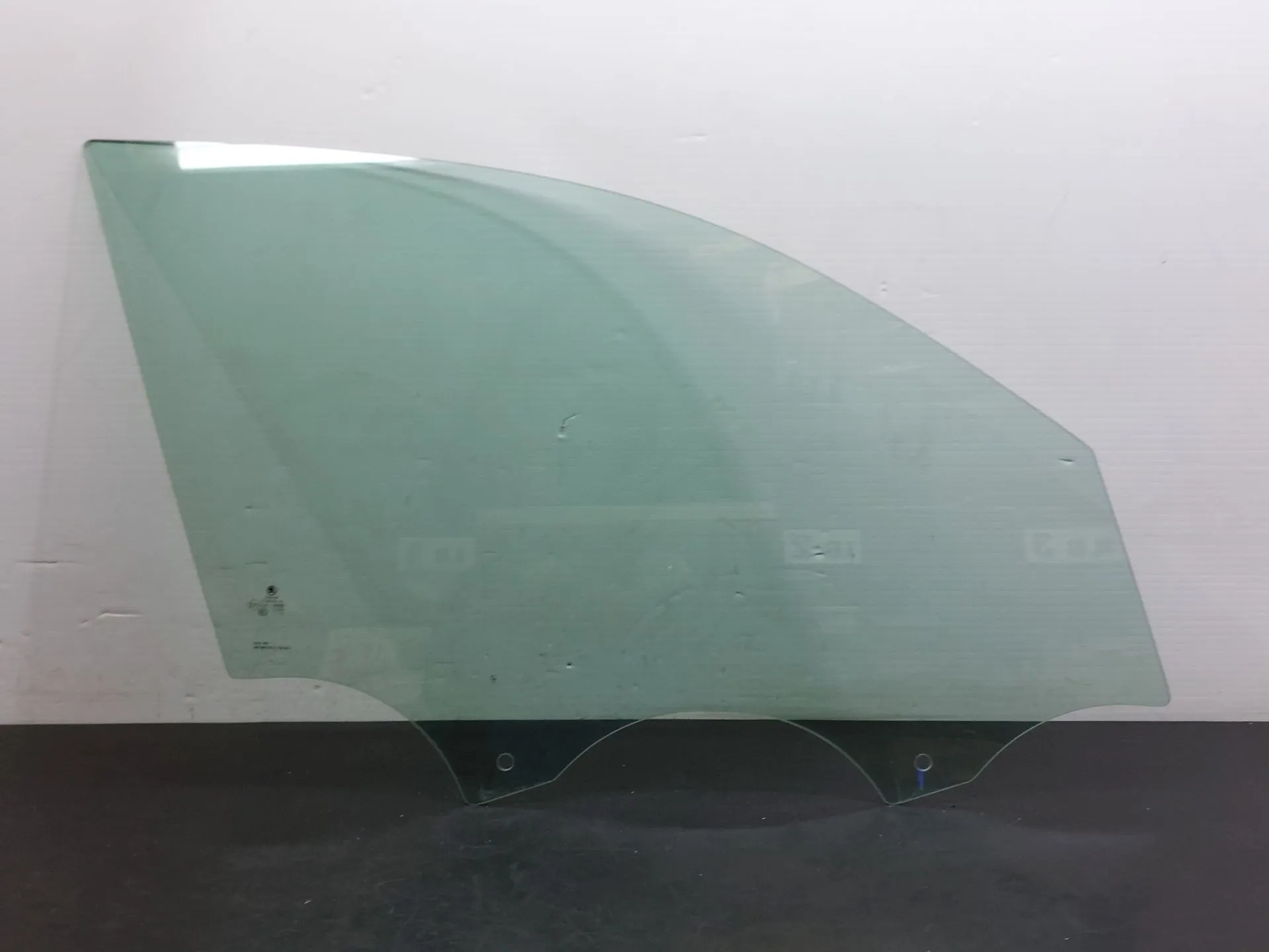Vetro porta anteriore destra SKODA Kodiaq (NS7)