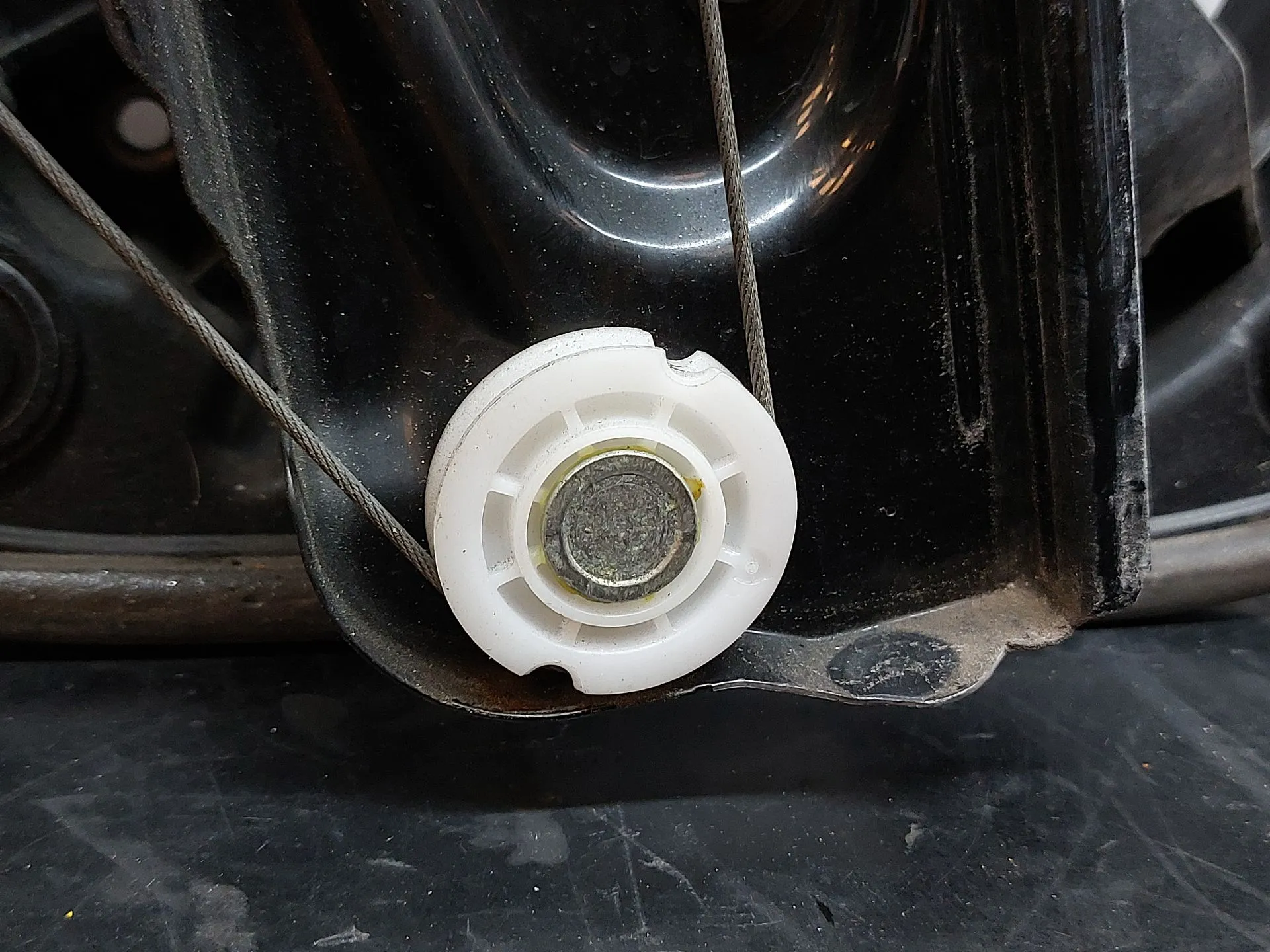 Right front window regulator VOLKSWAGEN Golf VI (5K1) Imagem-10
