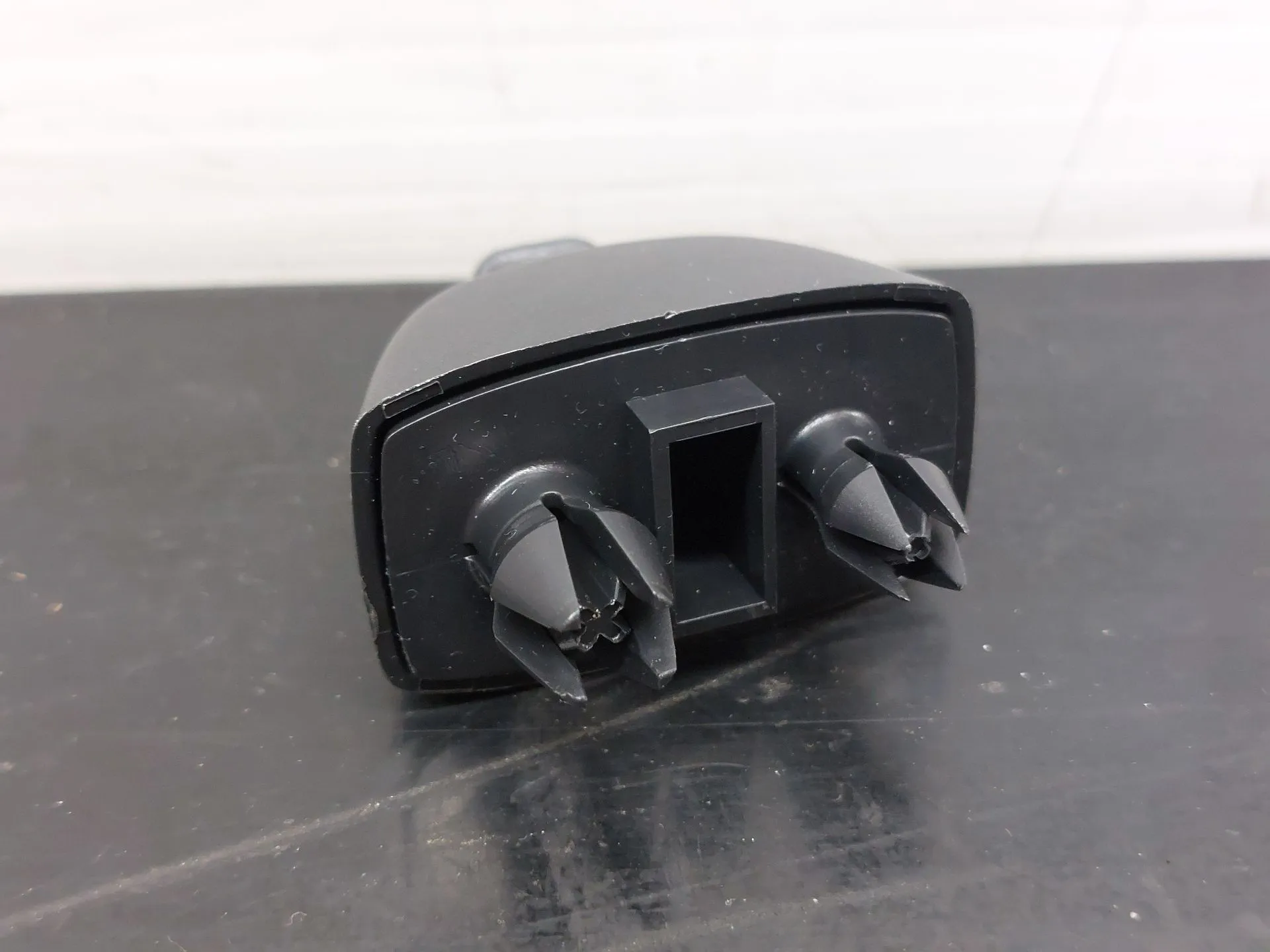 Supporto aletta parasole lato destro SKODA Kodiaq (NS7) Imagem-2