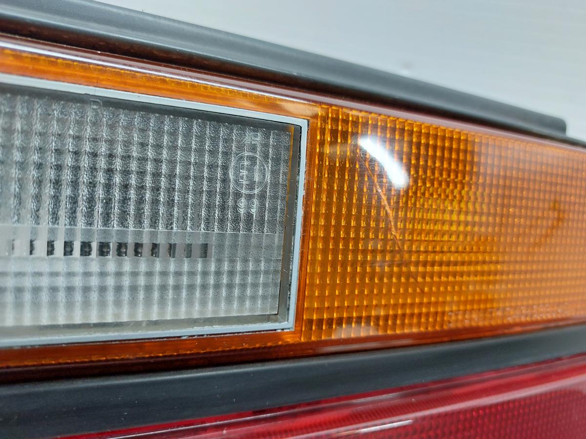 Right Tail light TRIUMPH Acclaim Imagem-3