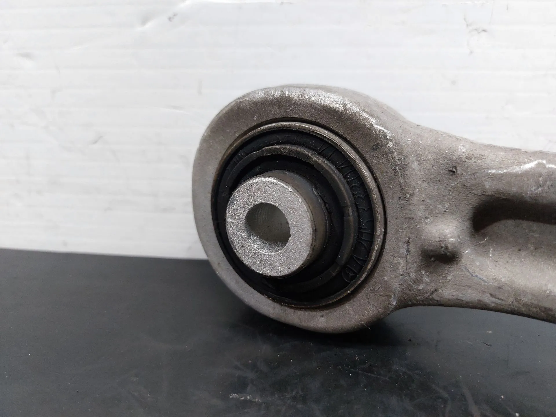 Braço de suspensão frente direito MERCEDES-BENZ GLC Coupé (C253) Imagem-2