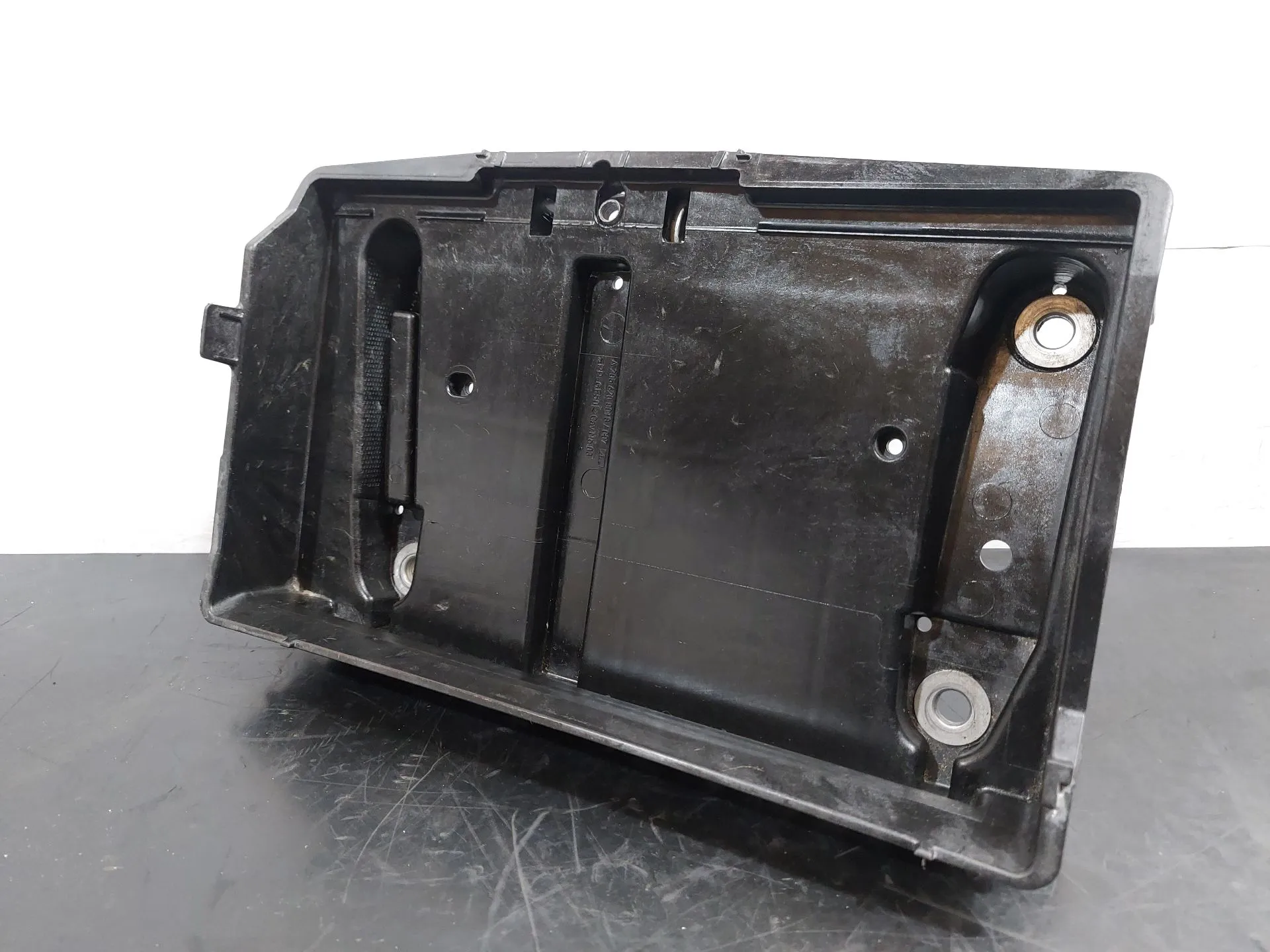 Base / caixa da bateria MERCEDES-BENZ GLC Coupé (C253)